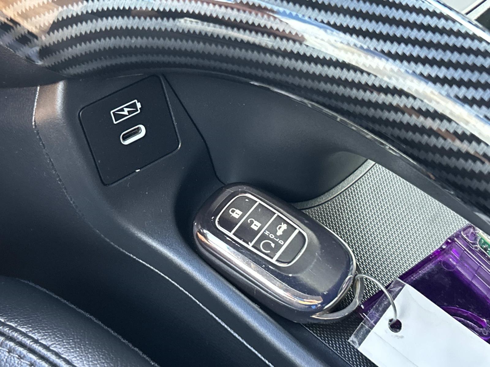 Used 2025 Honda HR-V SUV
