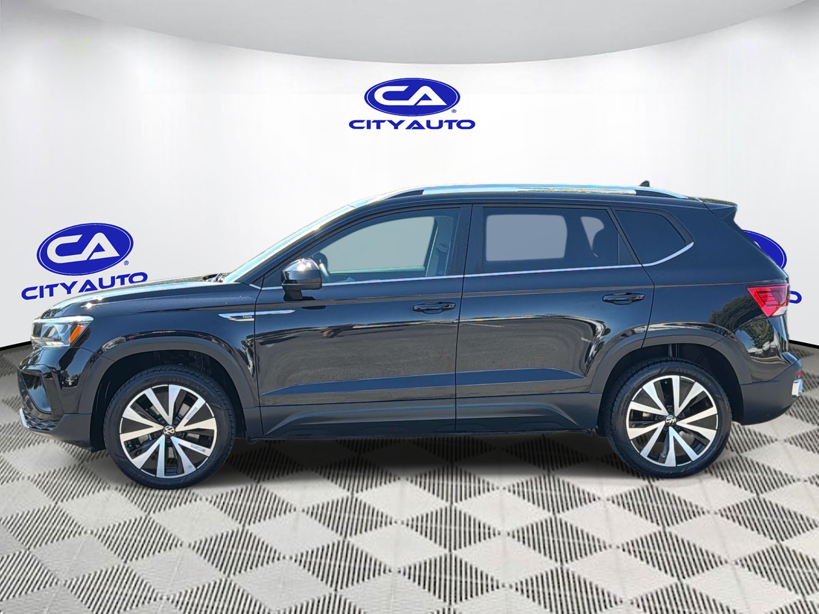 Used 2024 Volkswagen Taos SUV