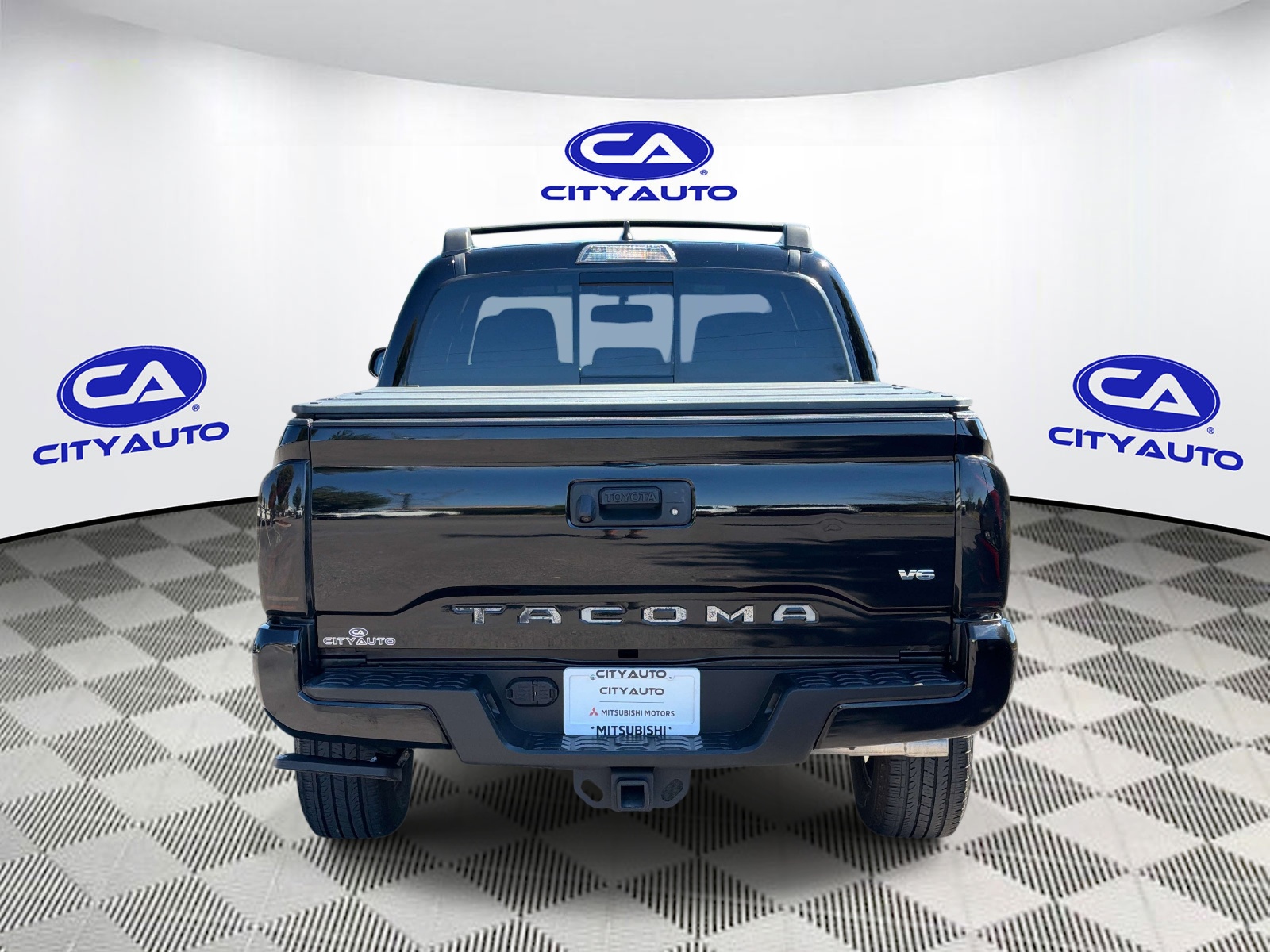Used 2017 Toyota Tacoma Truck