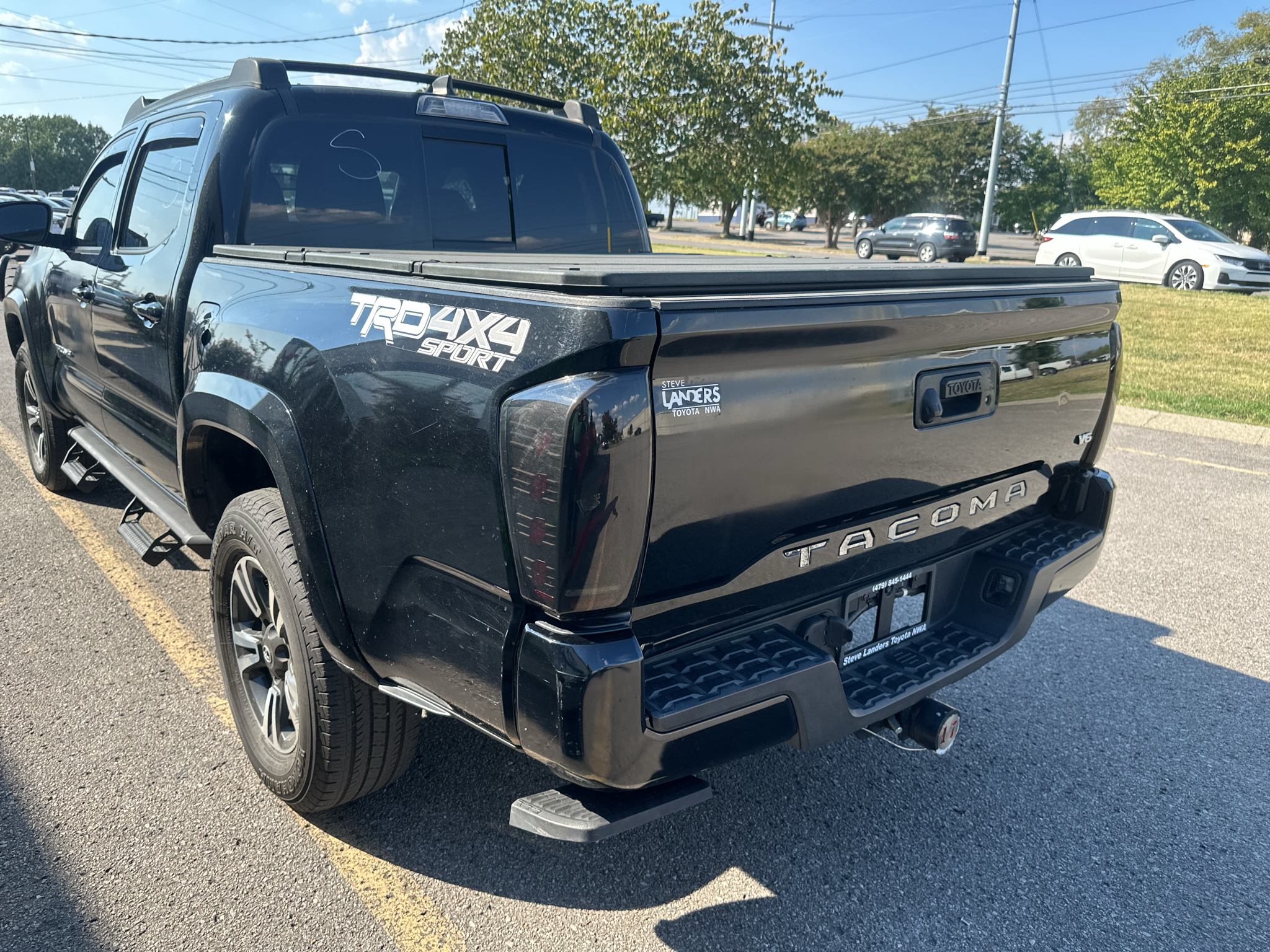 Used 2017 Toyota Tacoma Truck