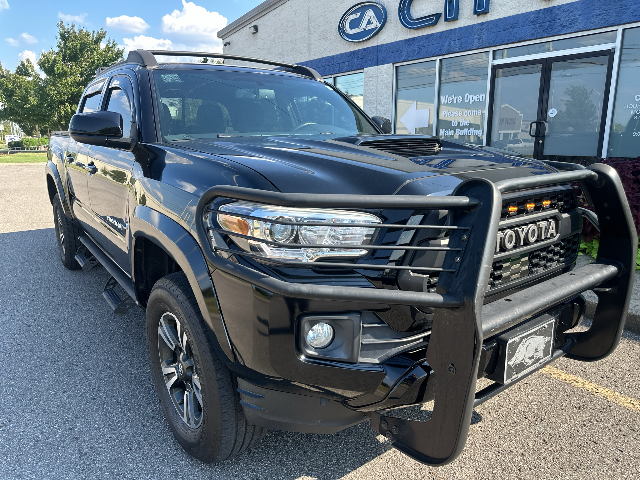Used 2017 Toyota Tacoma Truck