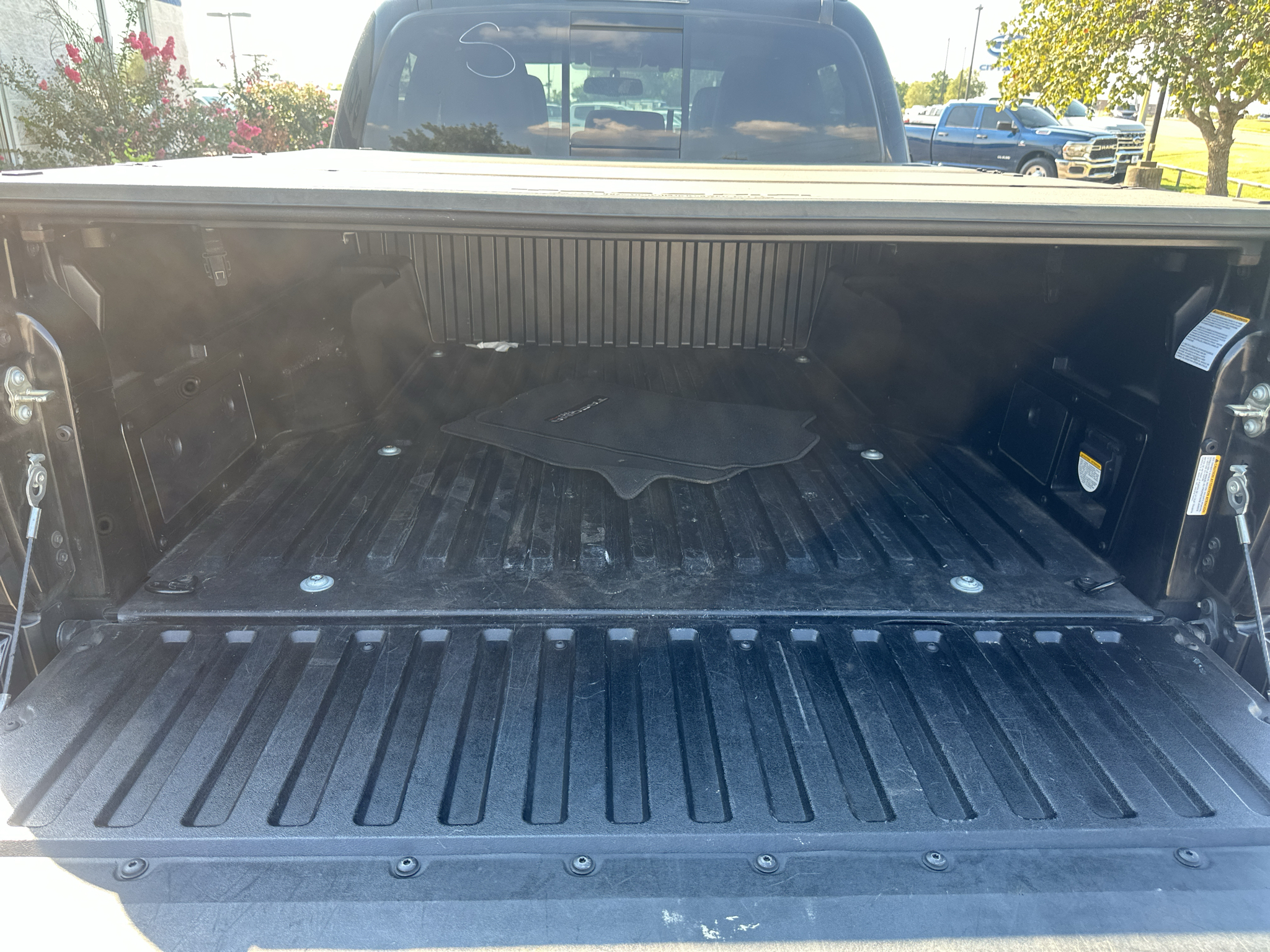 Used 2017 Toyota Tacoma Truck