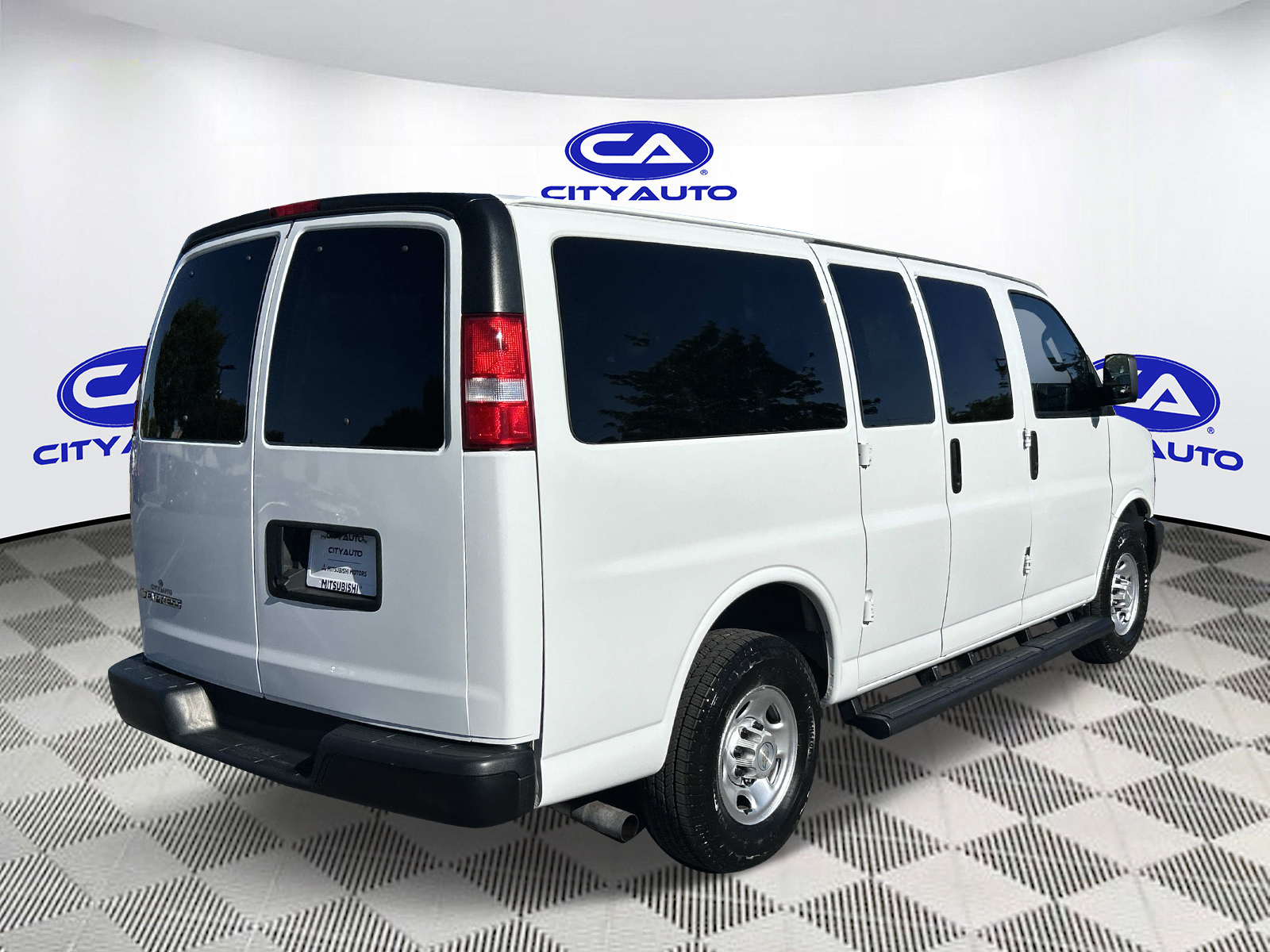 Used 2020 Chevrolet Express 2500 Van