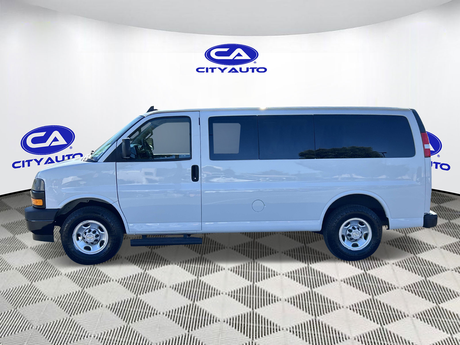 Used 2020 Chevrolet Express 2500 Van