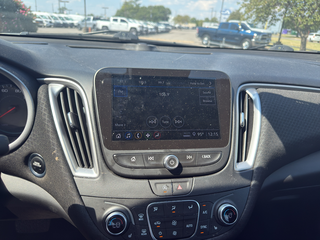 Used 2025 Chevrolet Malibu Sedan
