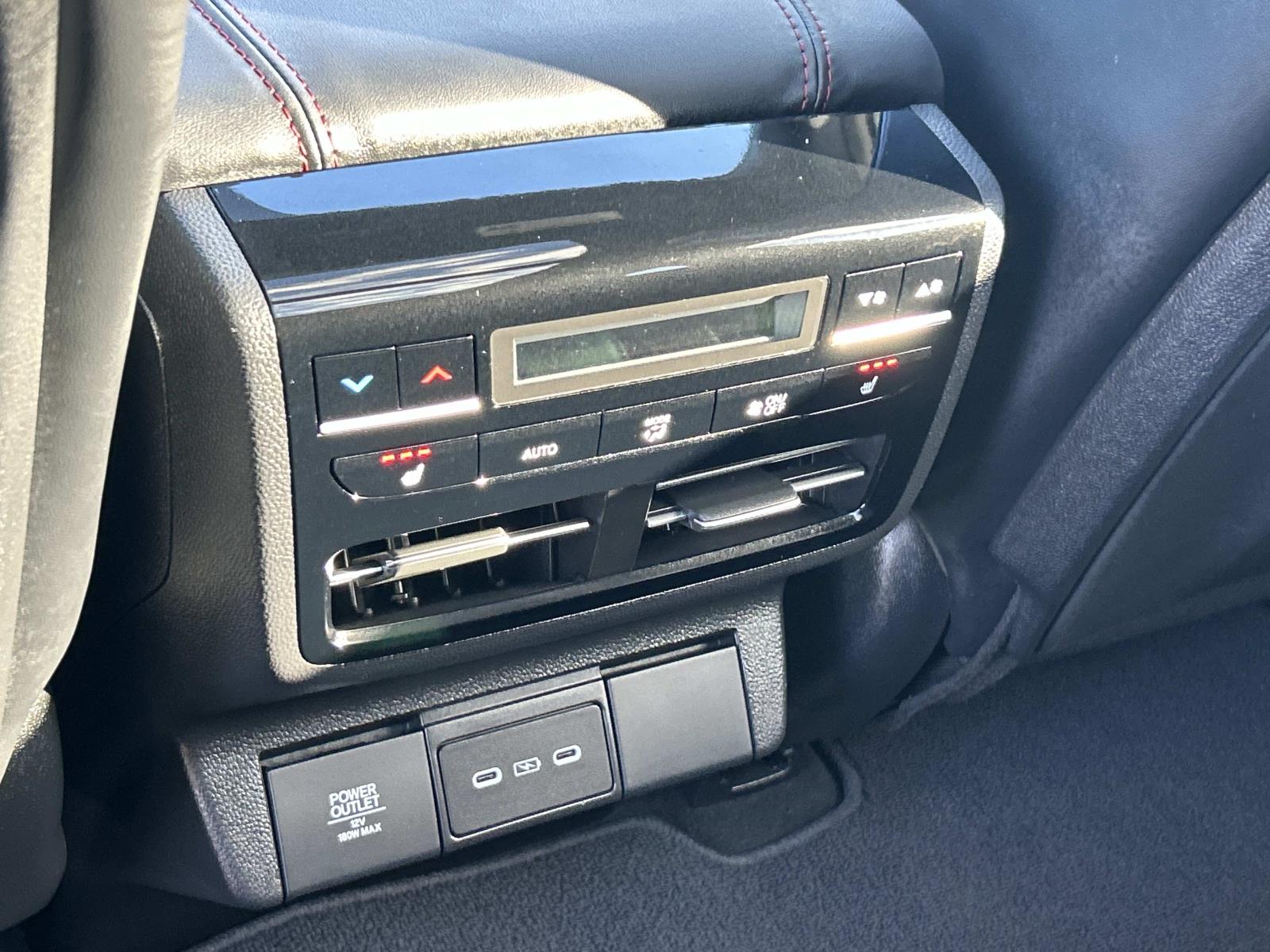 Vehicle photo 22