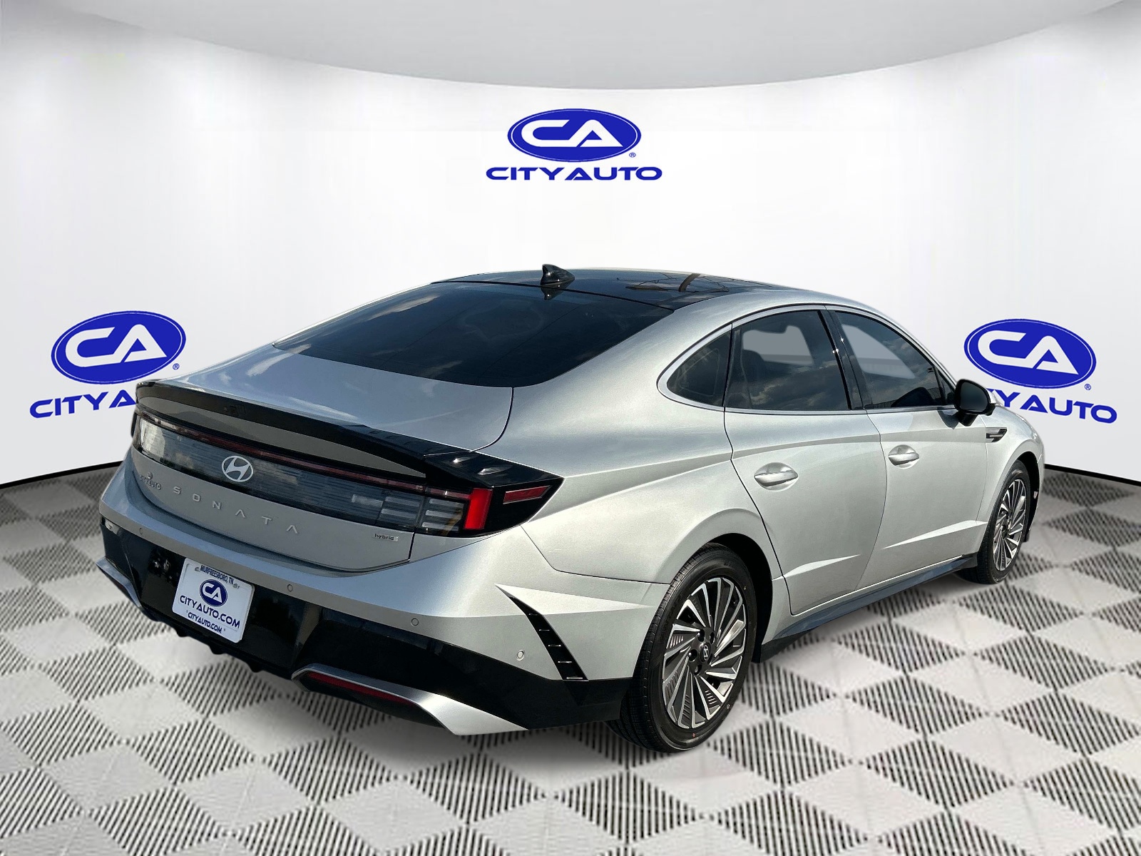 Used 2025 Hyundai Sonata Hybrid Sedan