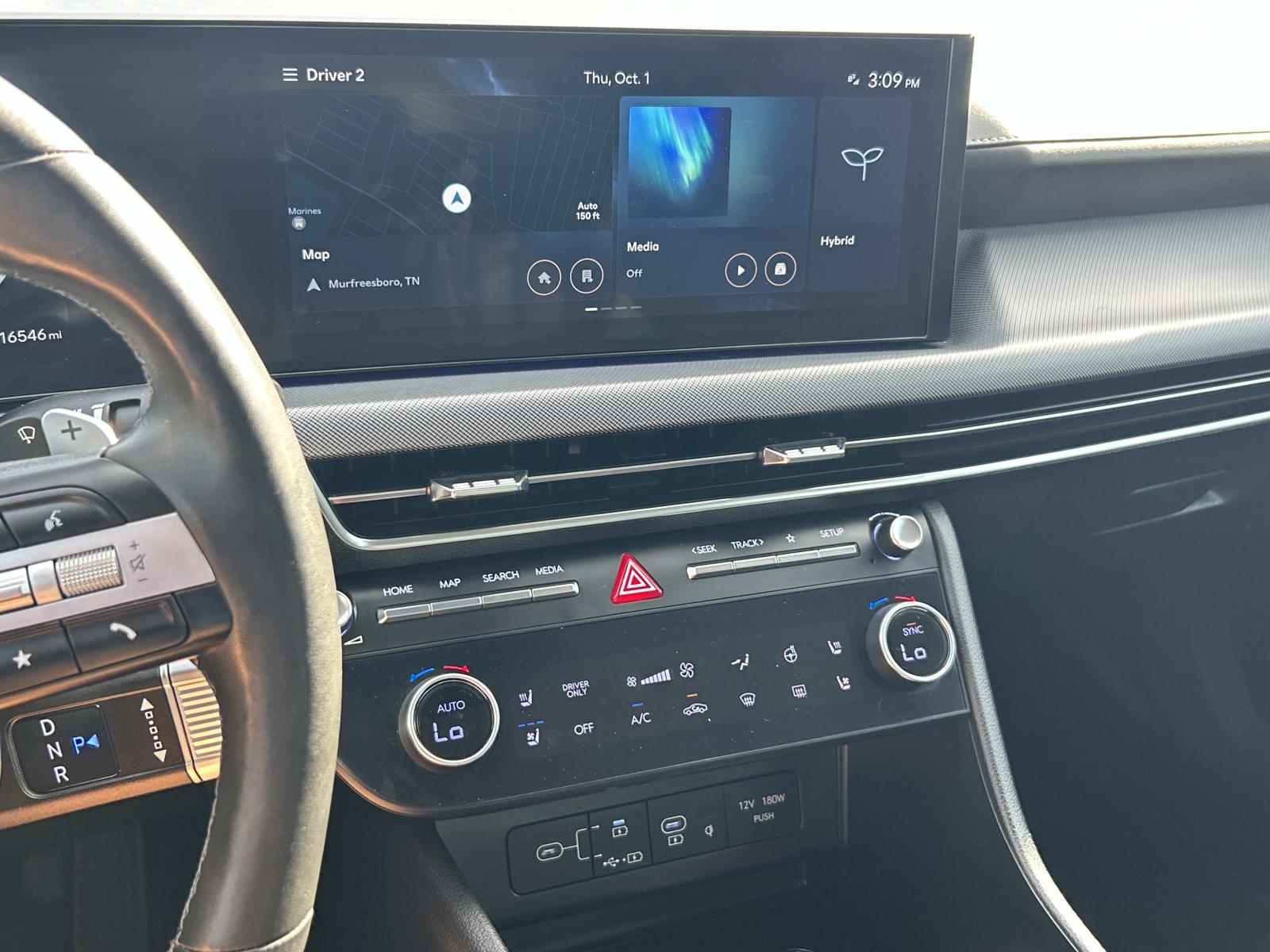 Vehicle photo 31