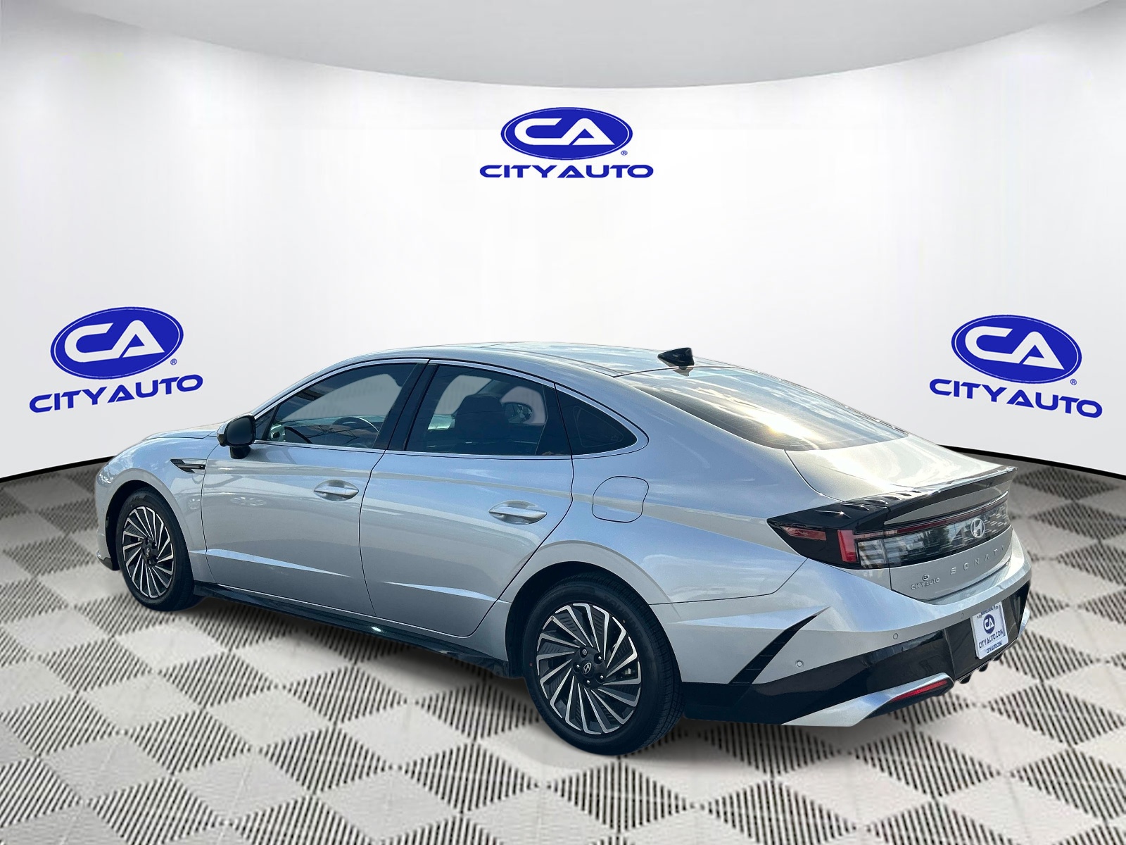 Used 2025 Hyundai Sonata Hybrid Sedan