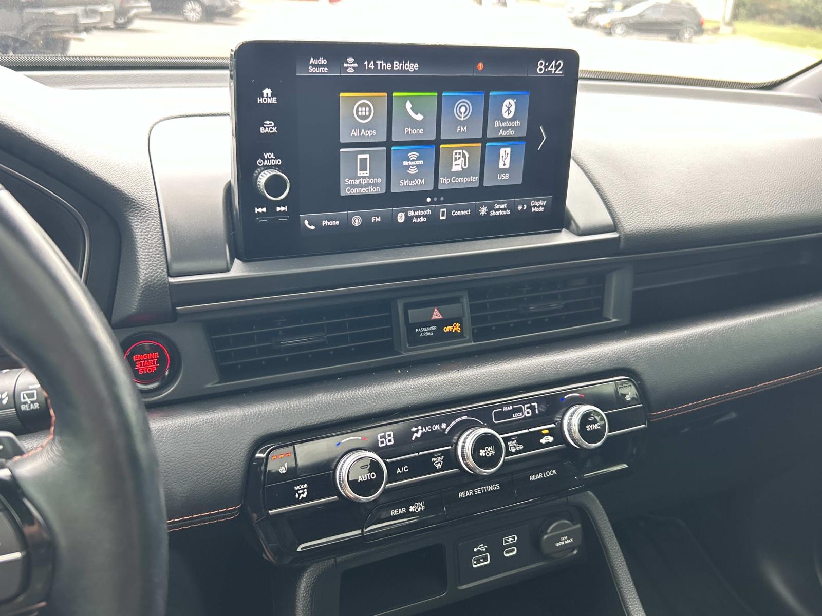 Vehicle photo 34