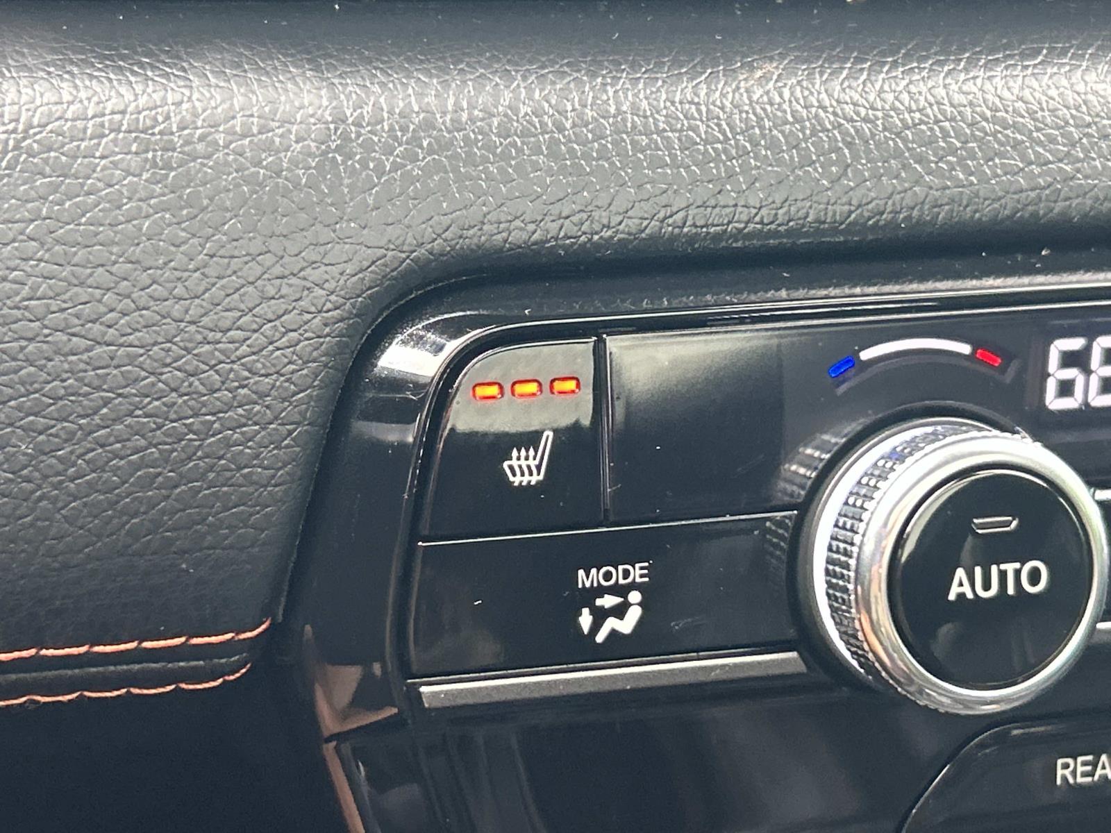 Vehicle photo 38