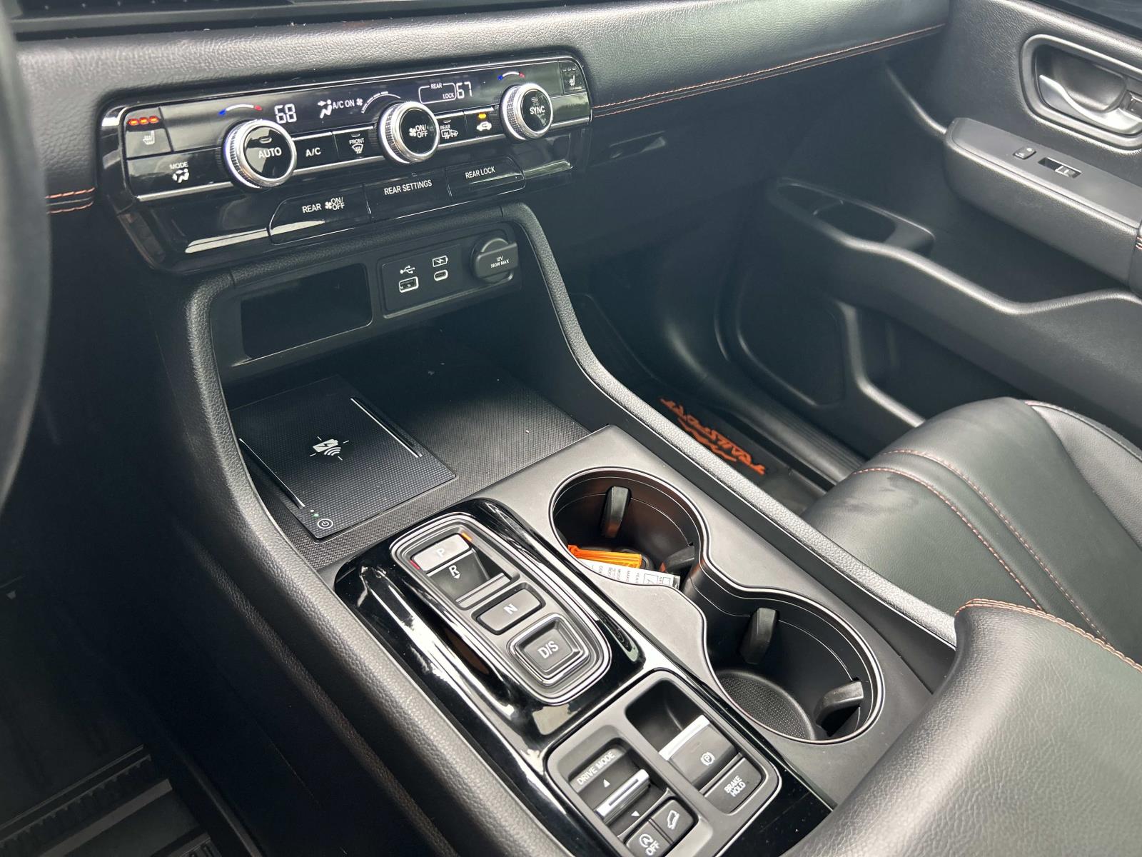 Vehicle photo 37