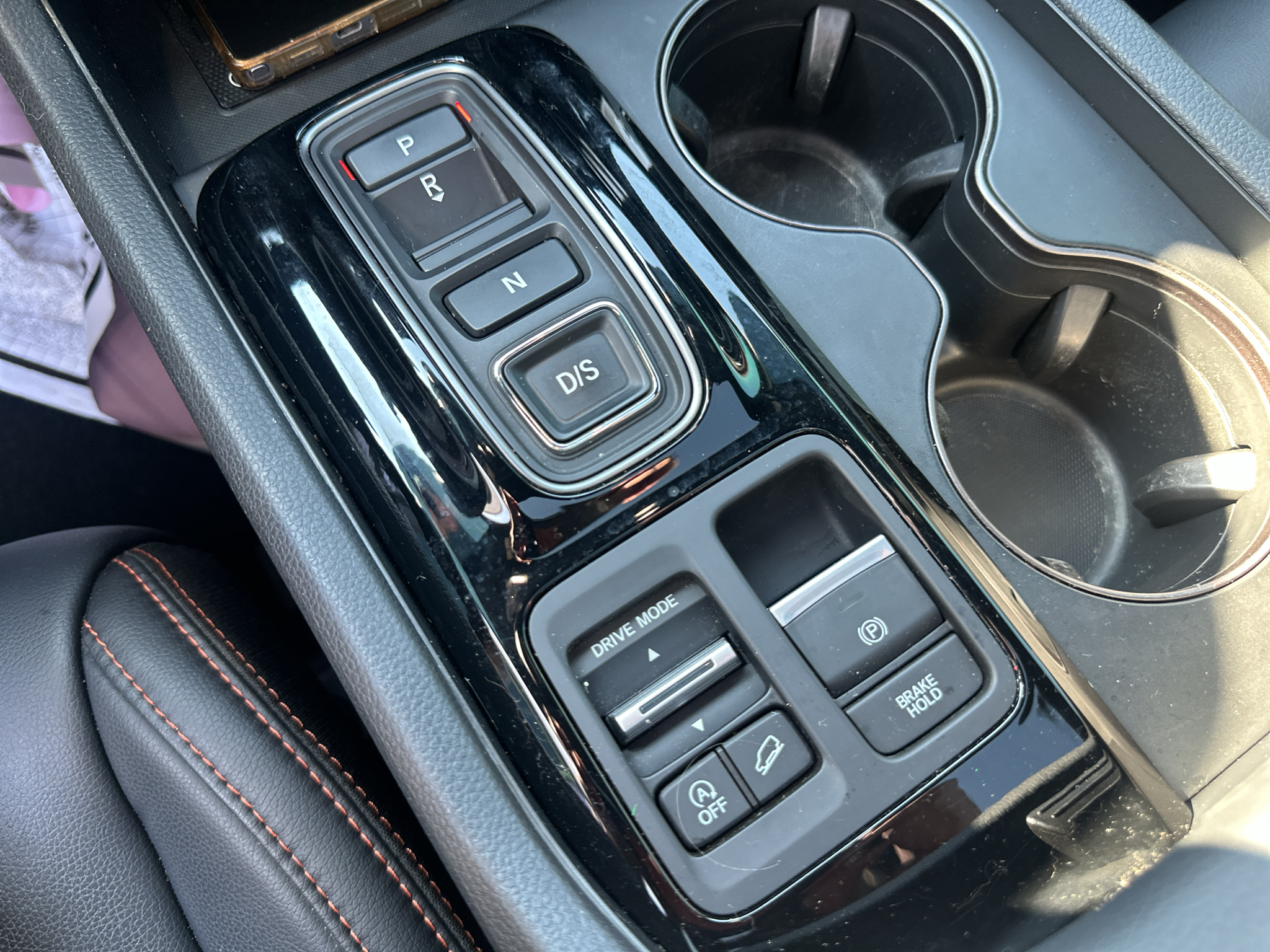 Used 2025 Honda Pilot SUV