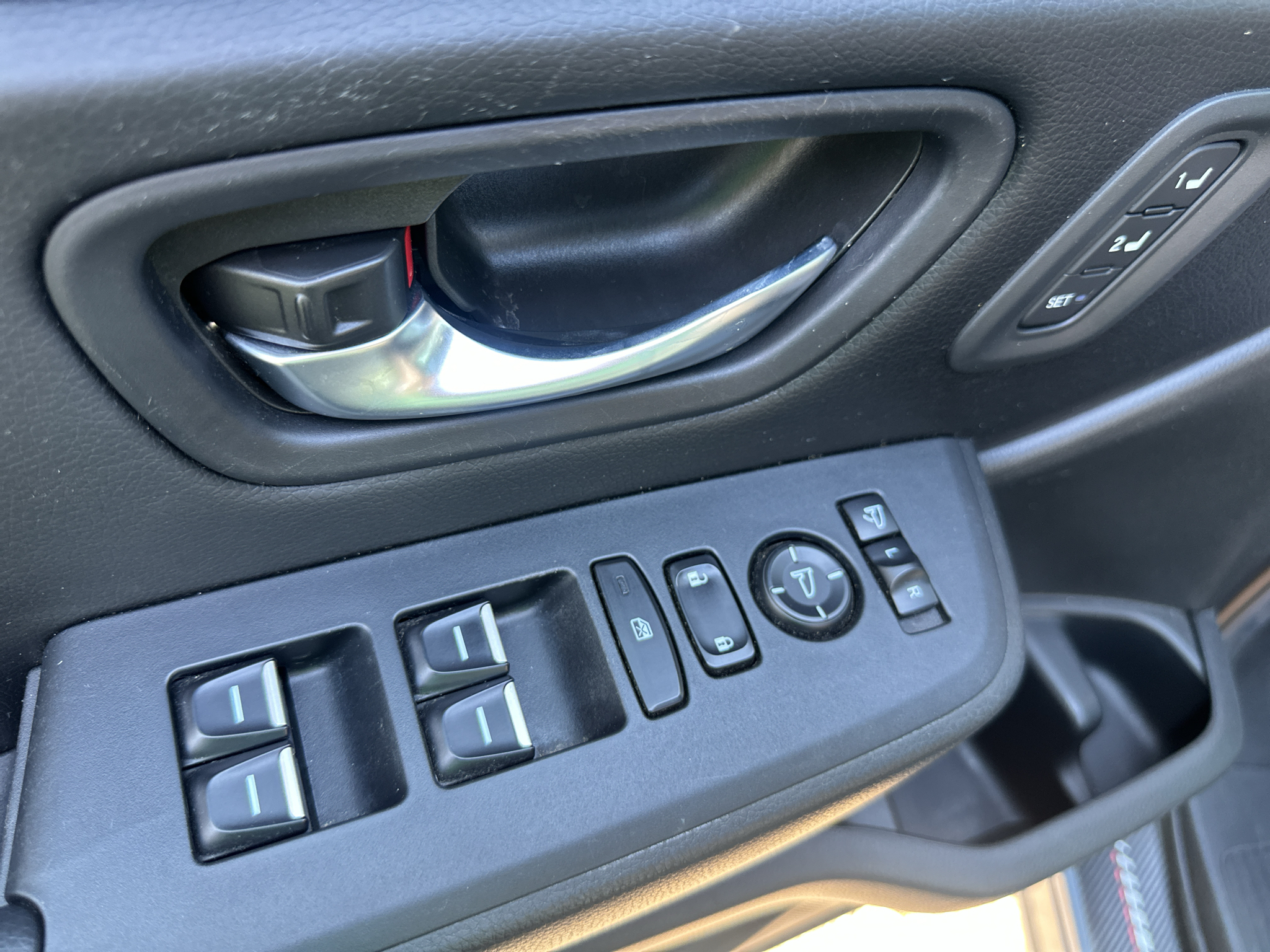 Used 2025 Honda Pilot SUV