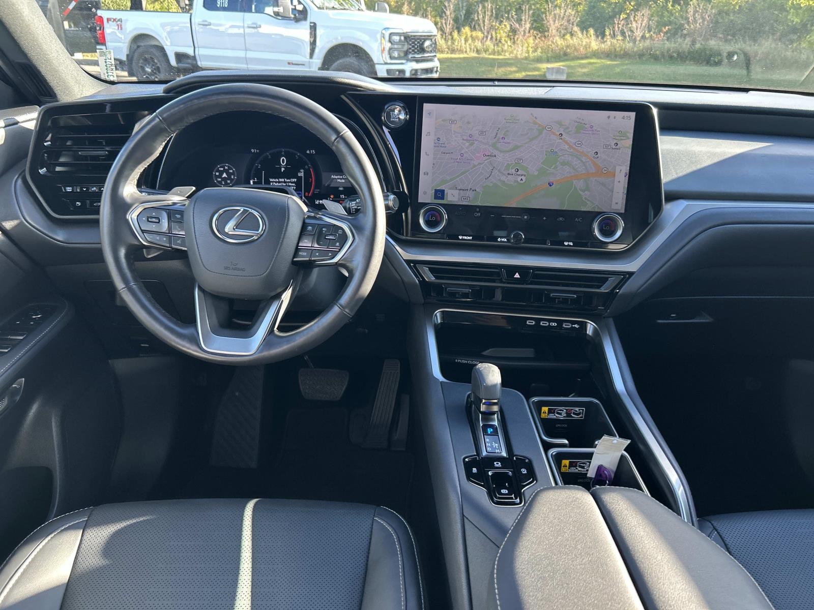 Vehicle photo 22