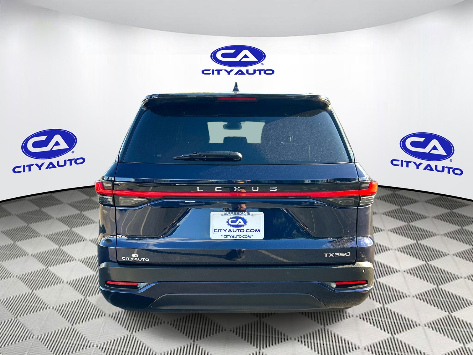 Vehicle photo 4
