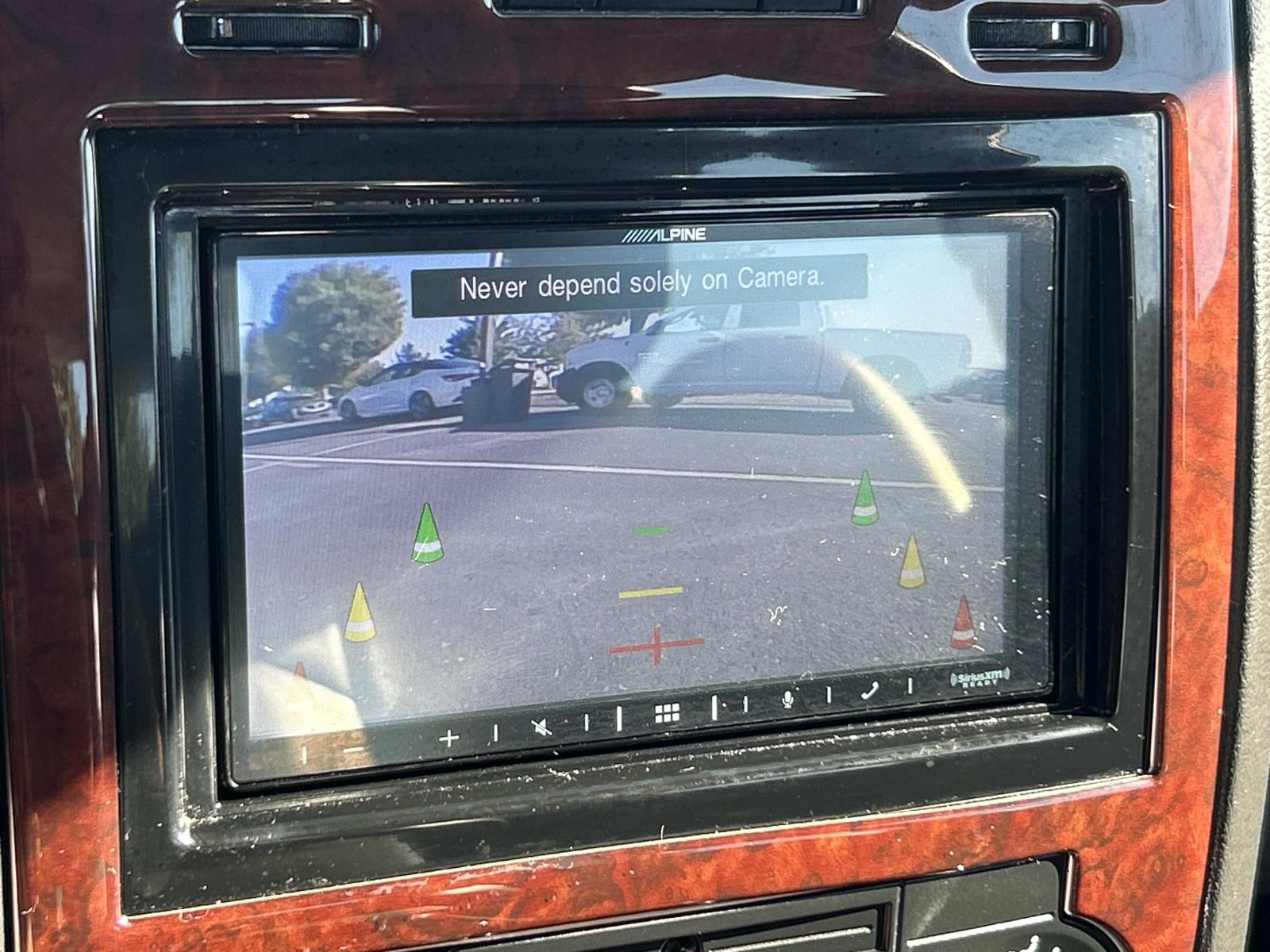 Vehicle photo 33