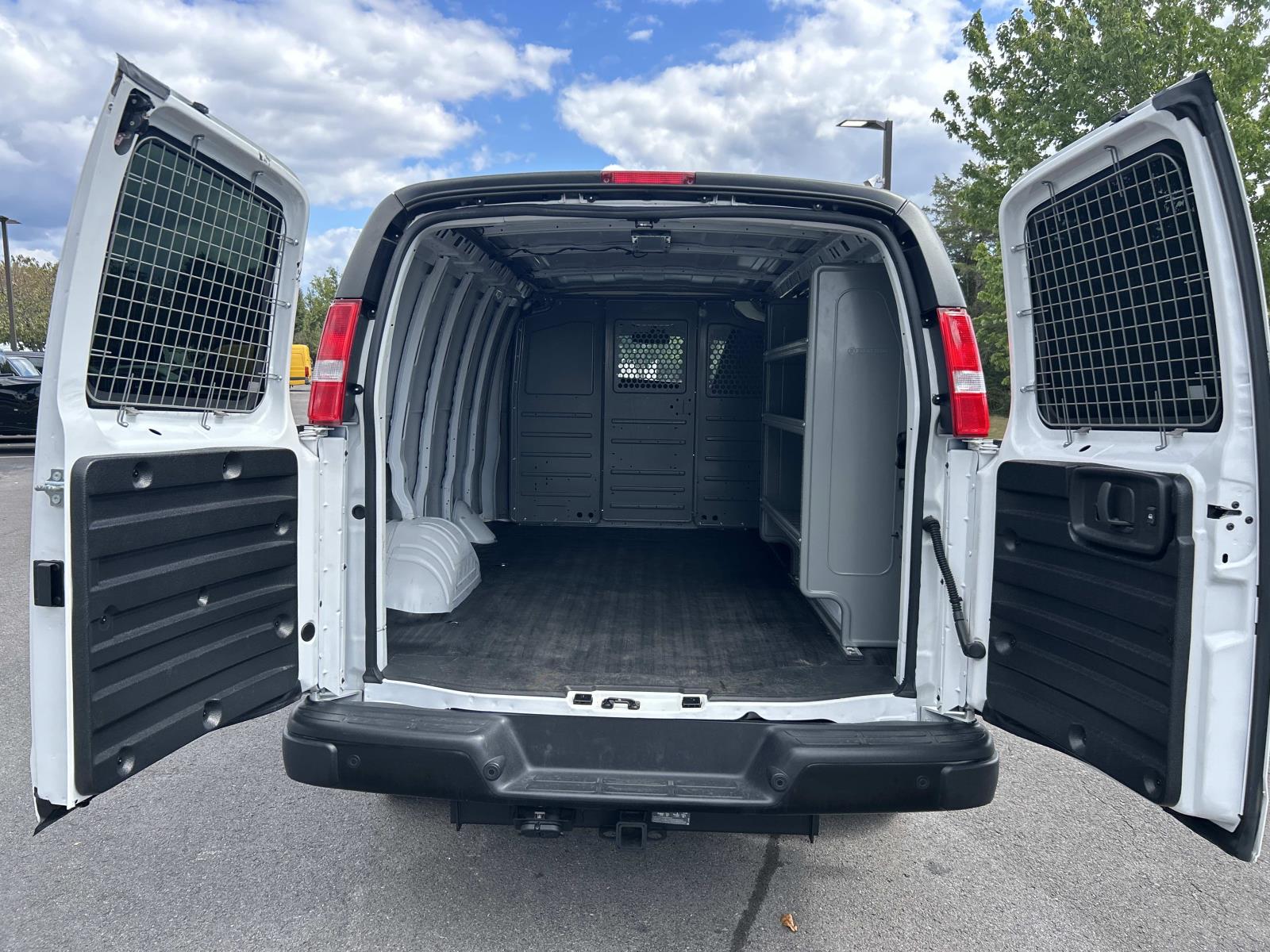Used 2025 GMC Savana 2500 Van