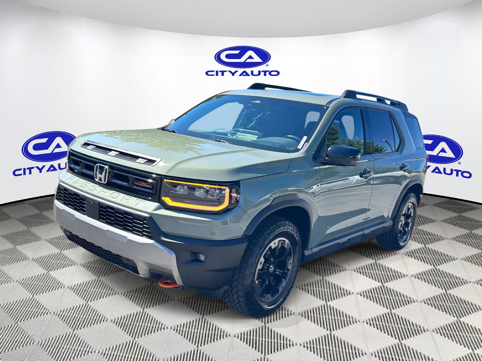 Vehicle photo 8