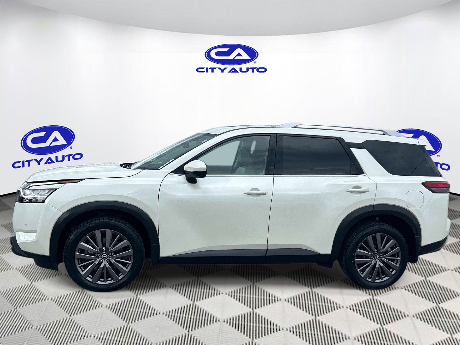 Used 2024 Nissan Pathfinder SUV