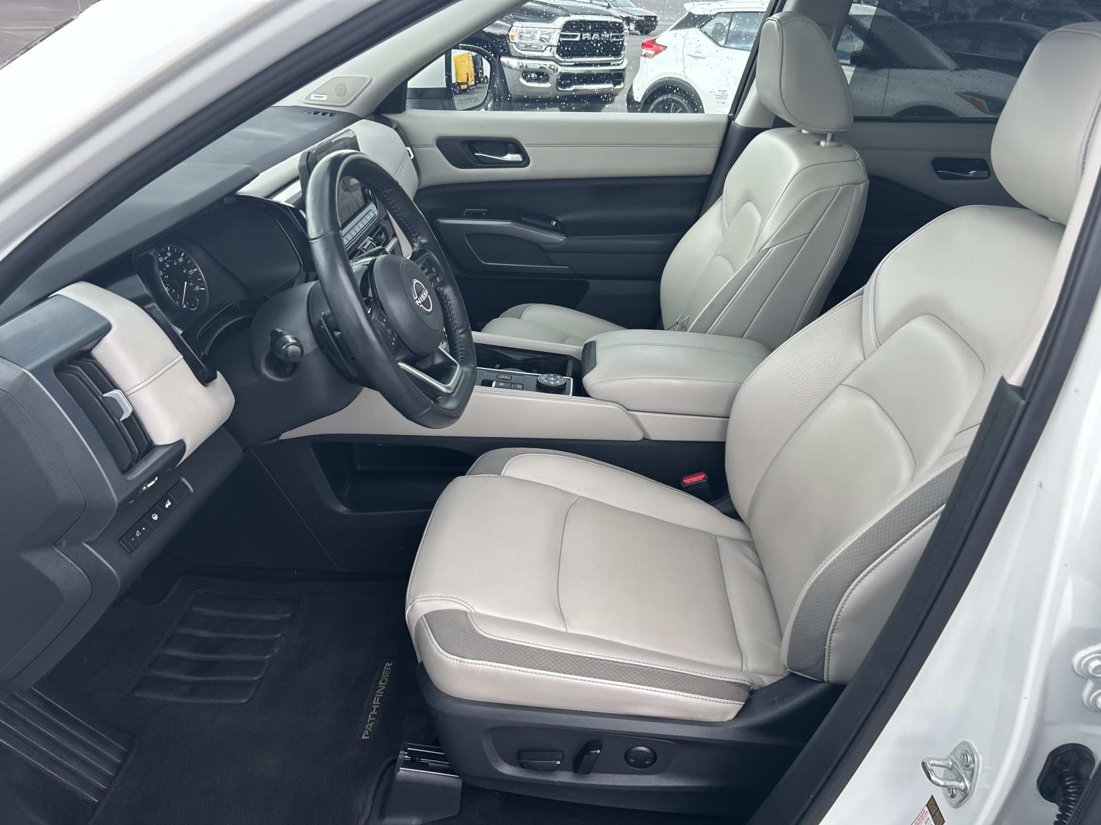 Used 2024 Nissan Pathfinder SUV