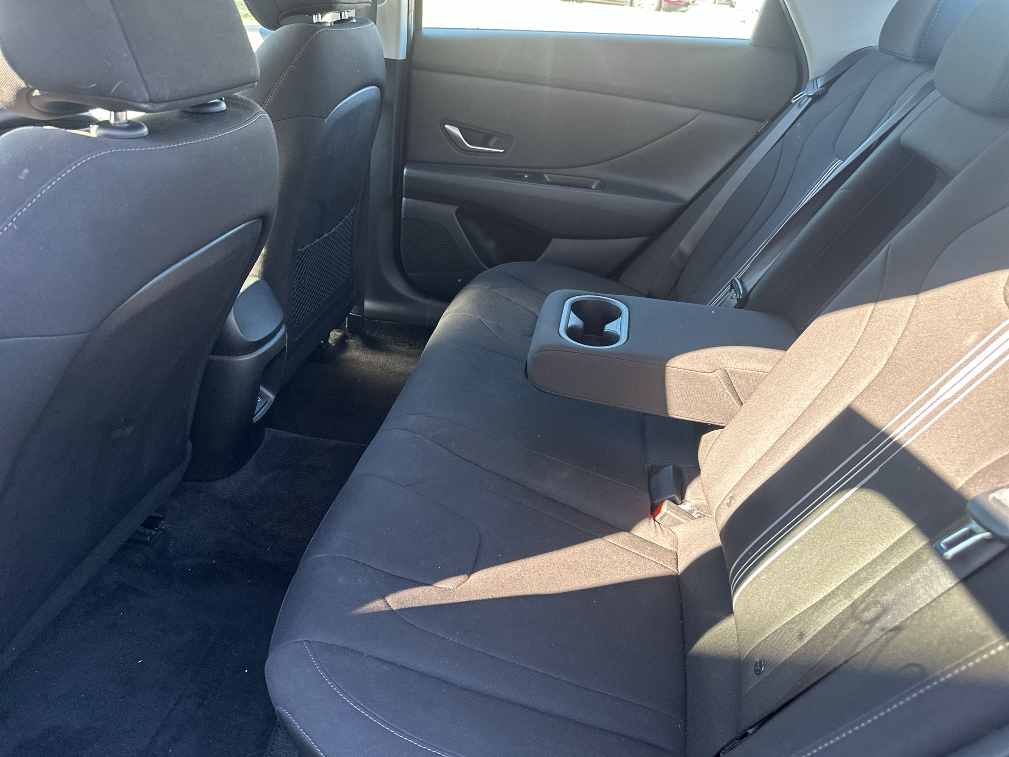 Vehicle photo 15