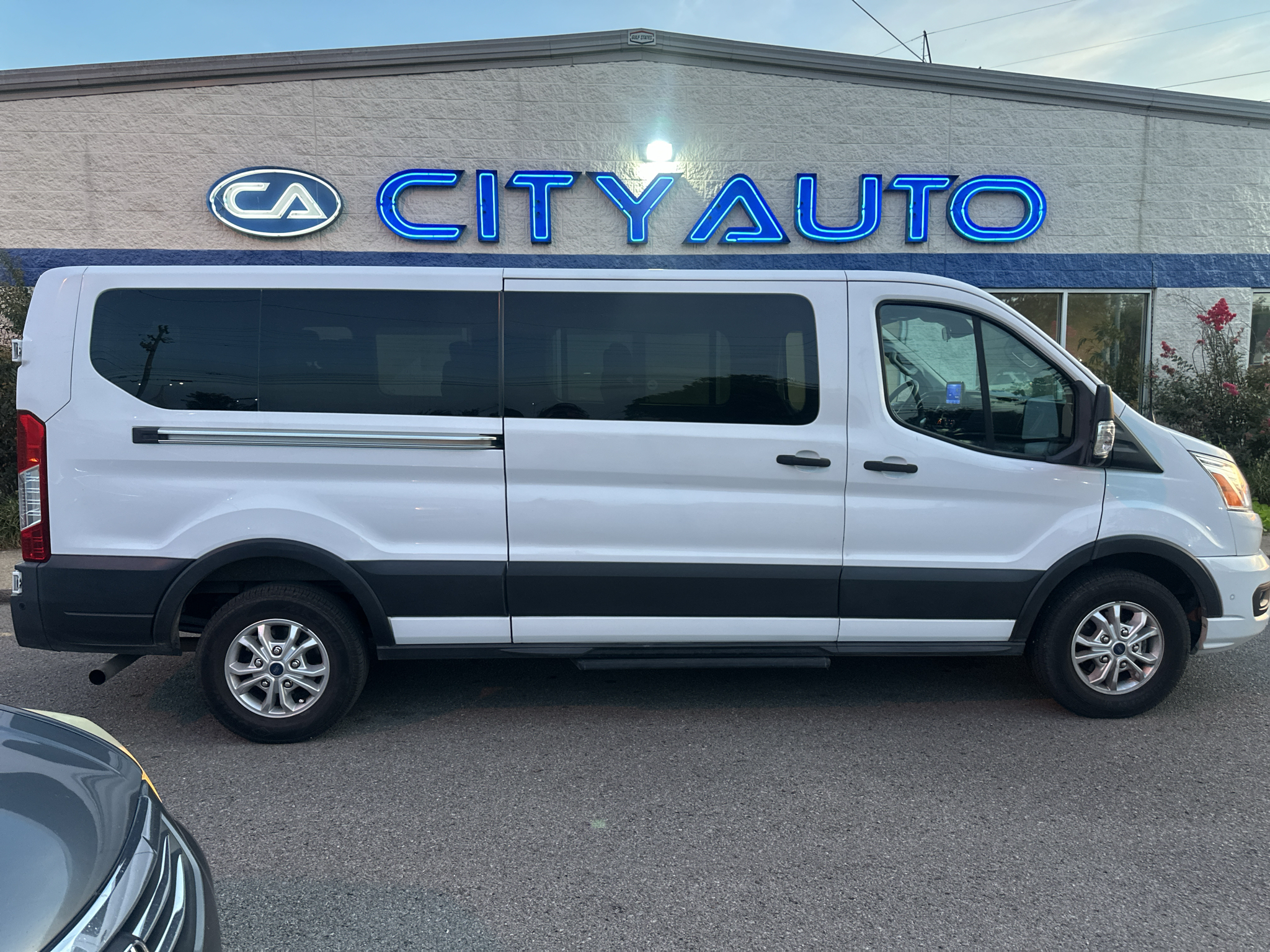 Used 2021 Ford Transit Wagon T-350 Low Roof Slide Wagon