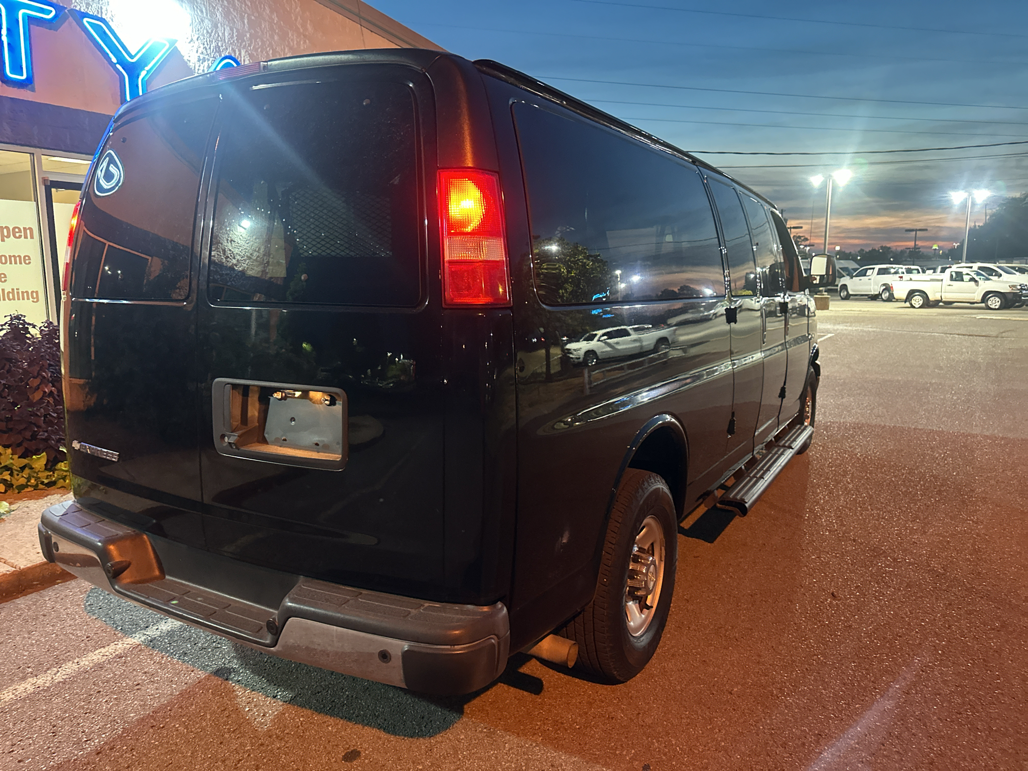 Used 2020 Chevrolet Express 3500 Van