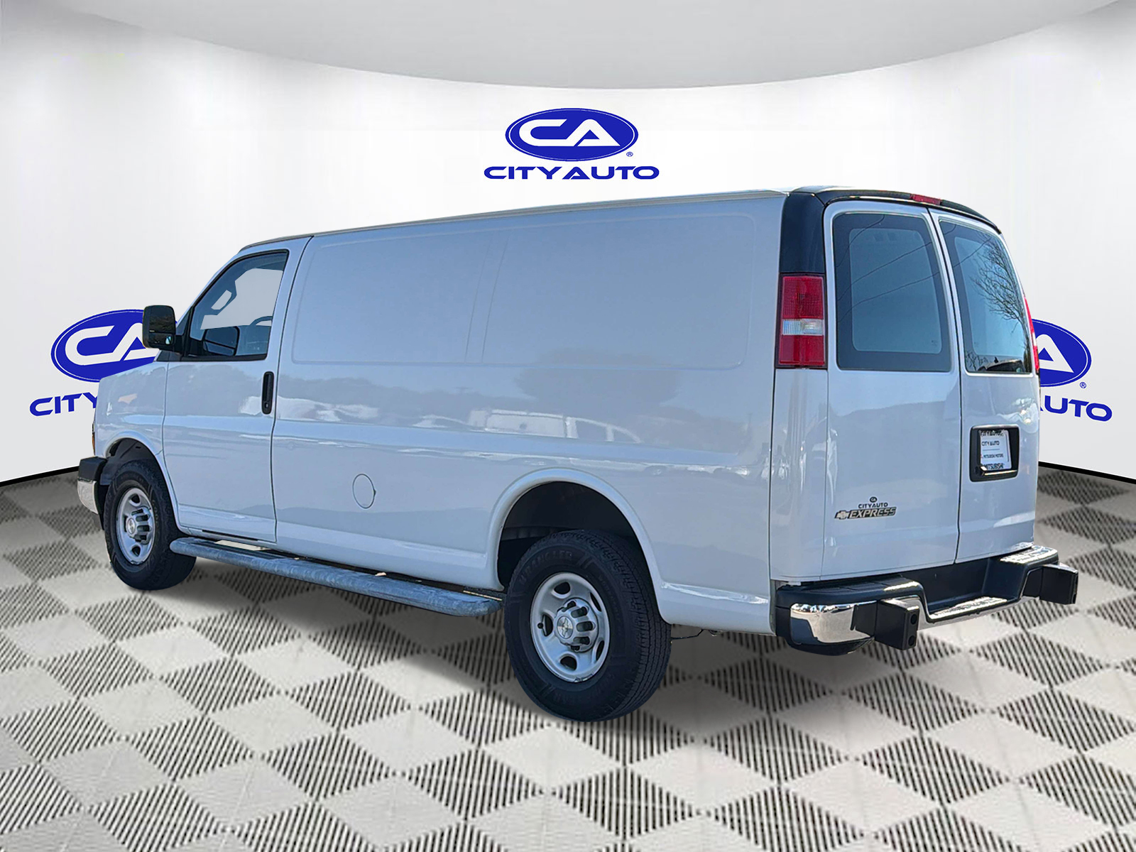 Used 2020 Chevrolet Express 2500 Van