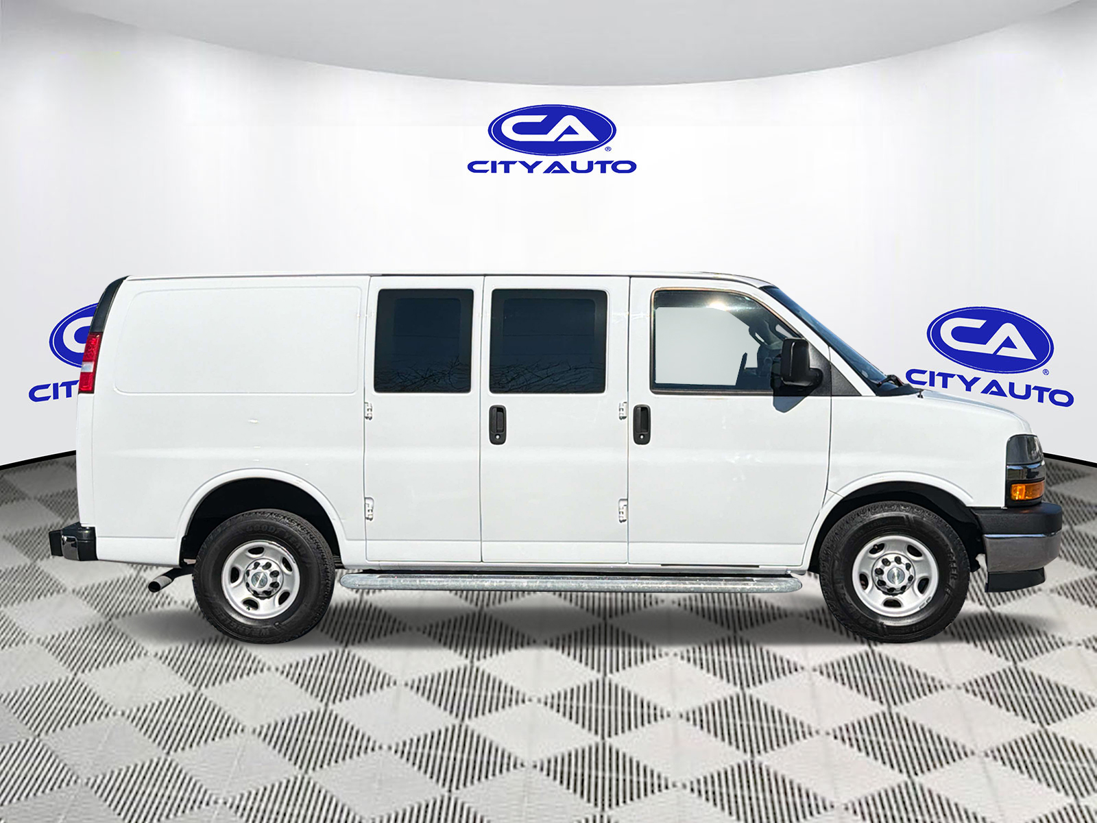 Used 2020 Chevrolet Express 2500 Van