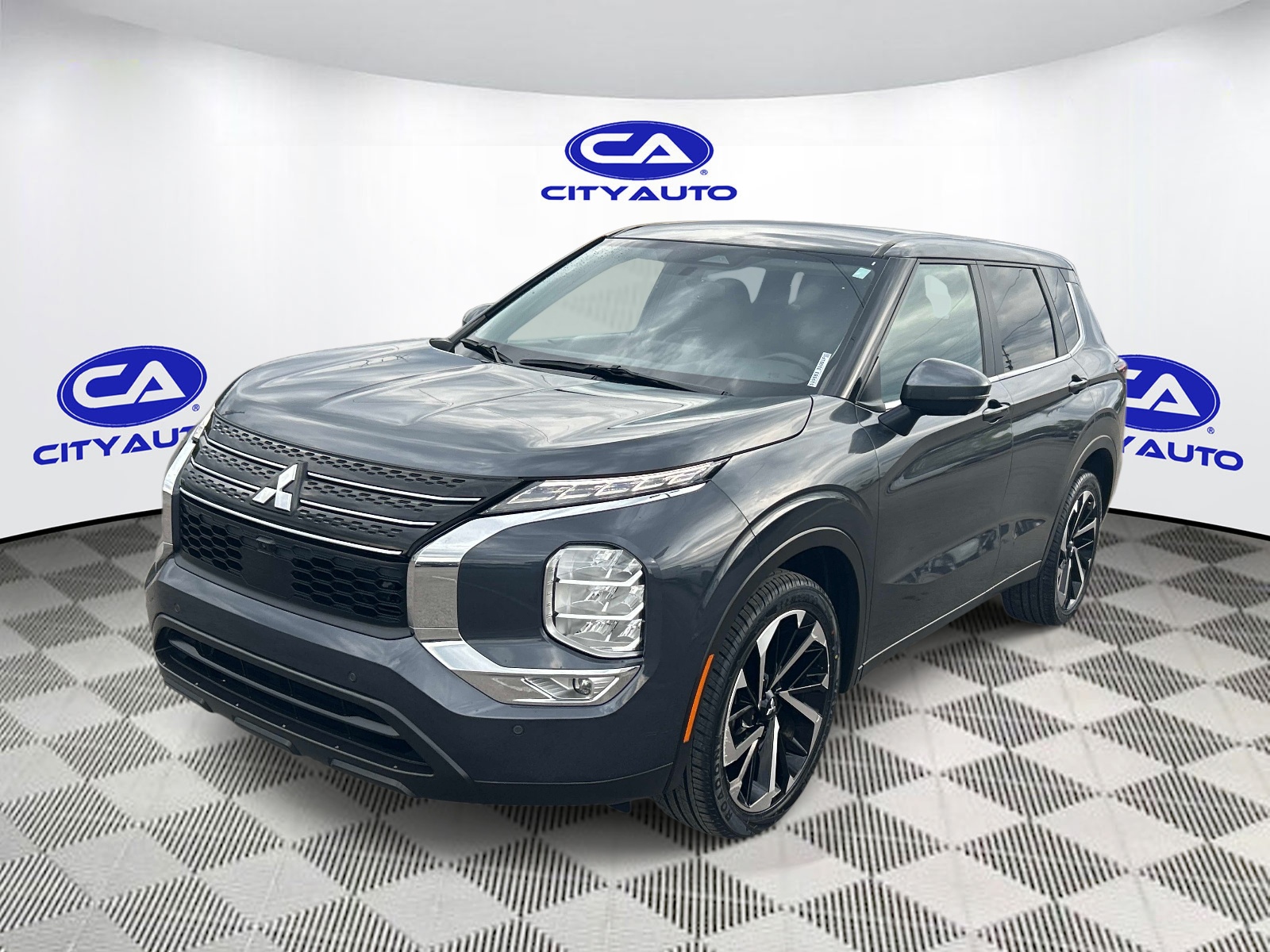 Used 2024 Mitsubishi Outlander SUV