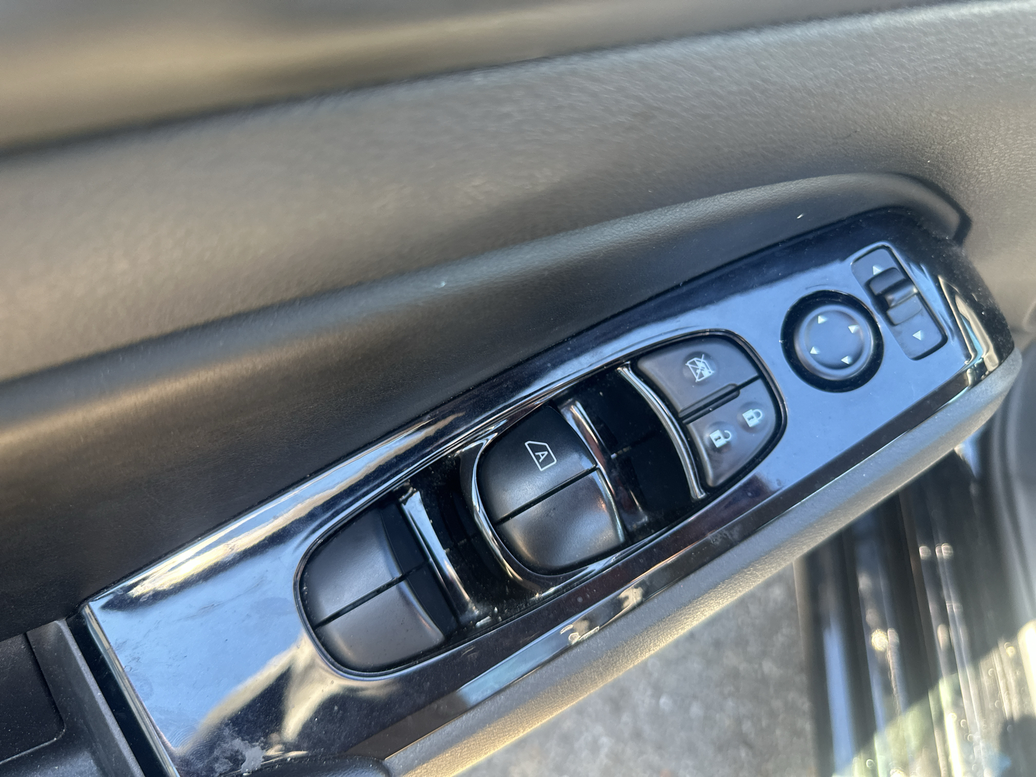 Used 2024 Nissan Altima Sedan