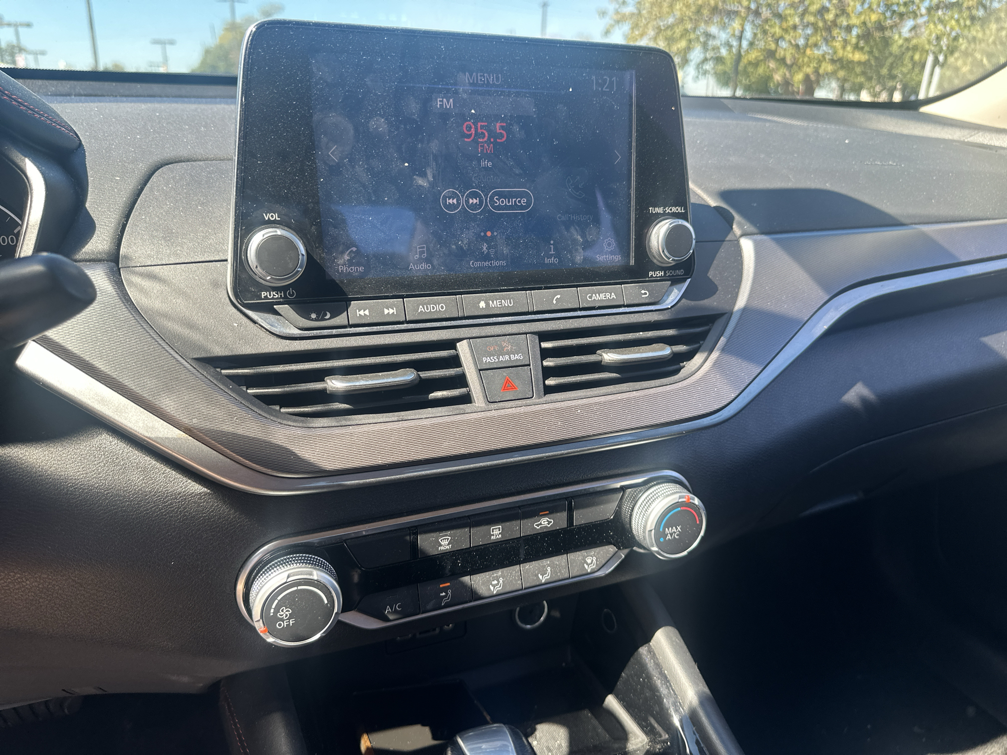 Used 2024 Nissan Altima Sedan
