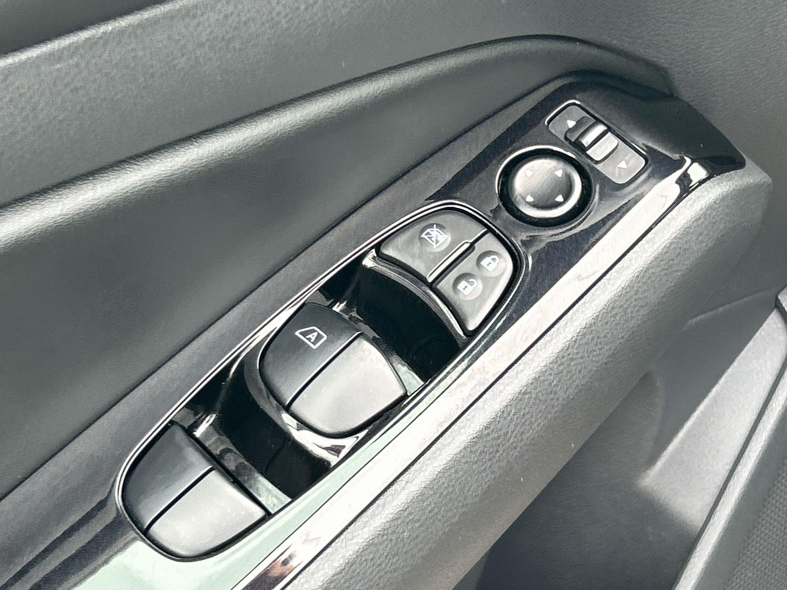 Used 2024 Nissan Altima Sedan