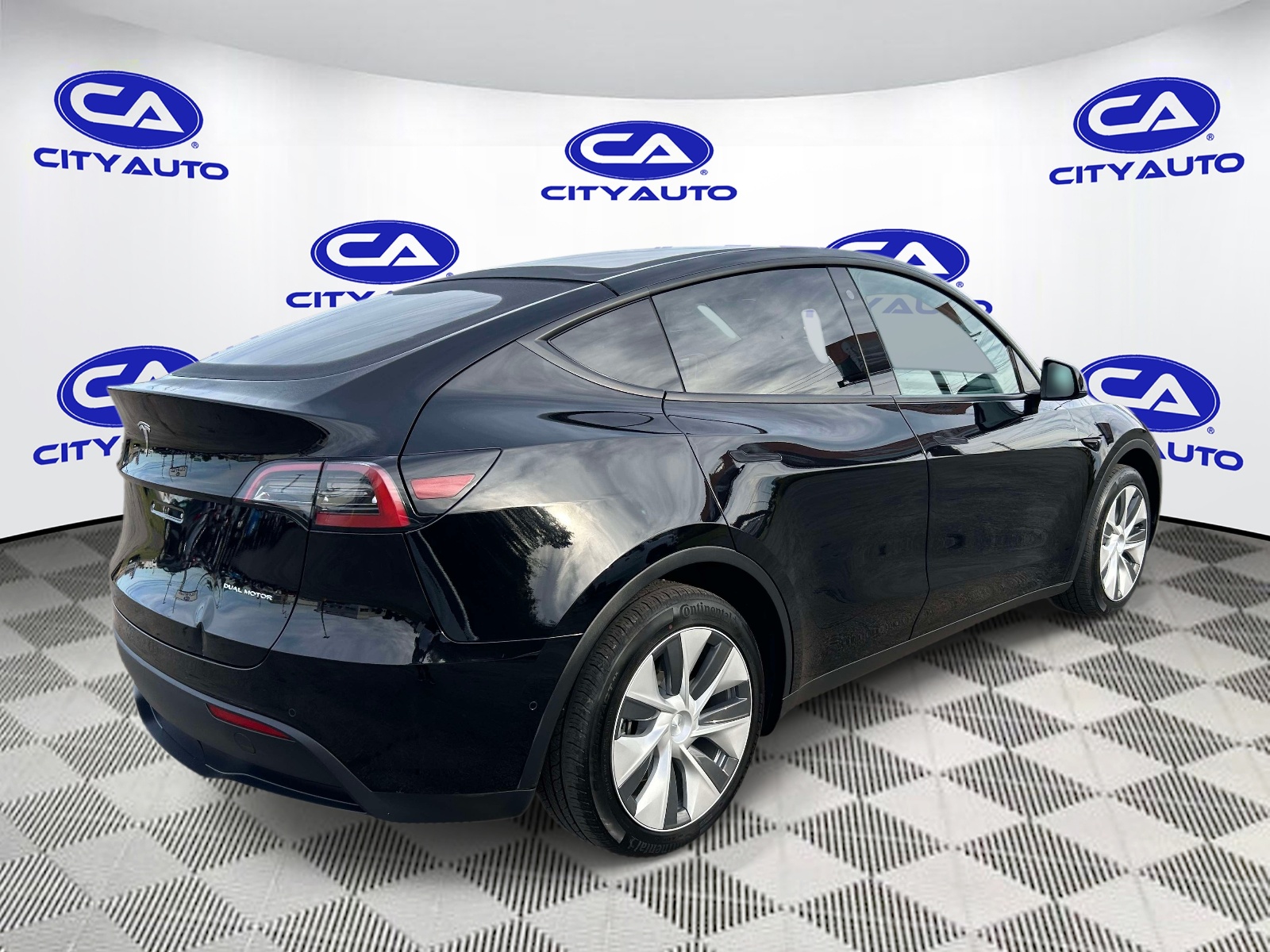 Used 2022 Tesla Model Y SUV