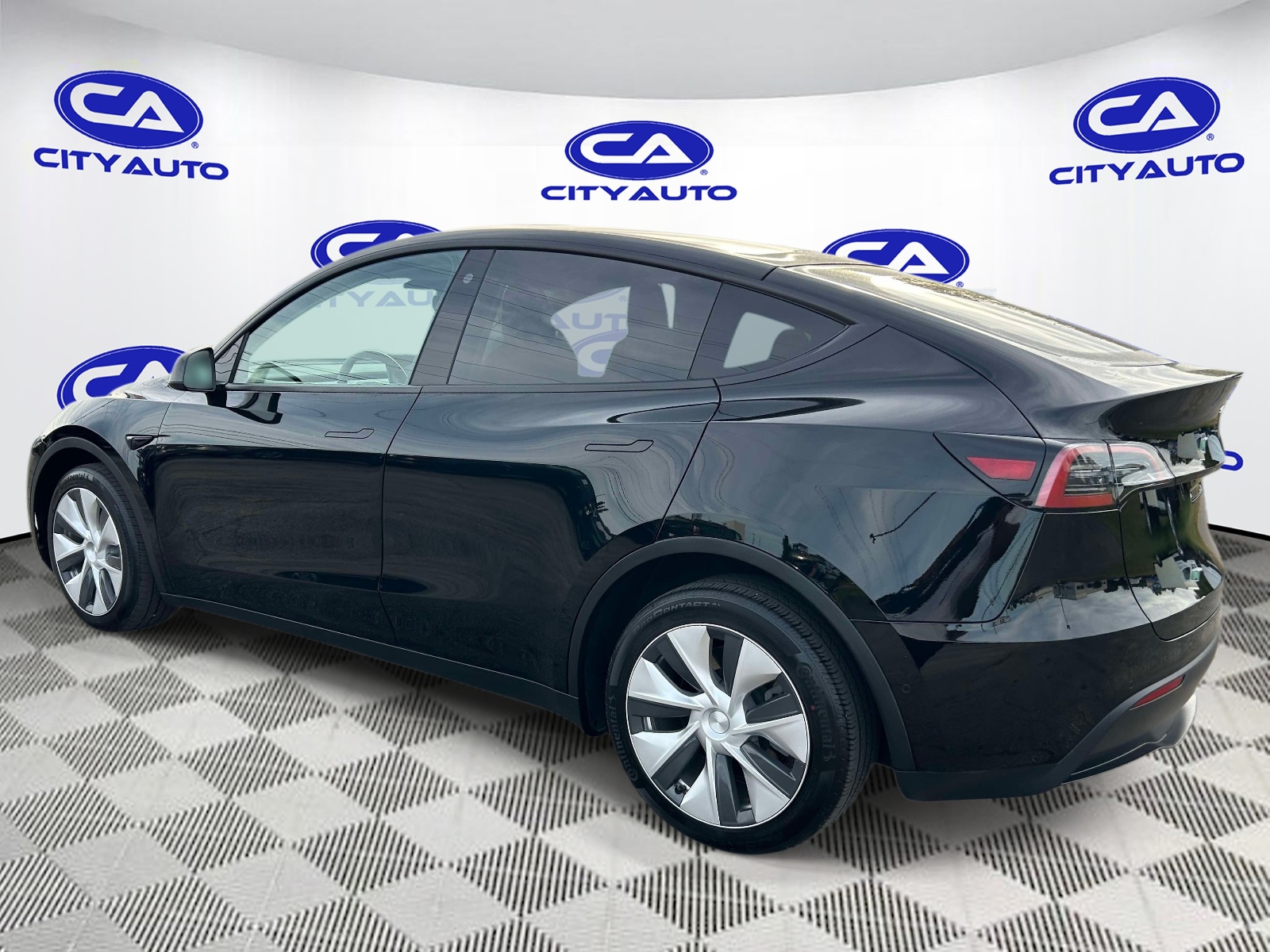 Used 2022 Tesla Model Y SUV