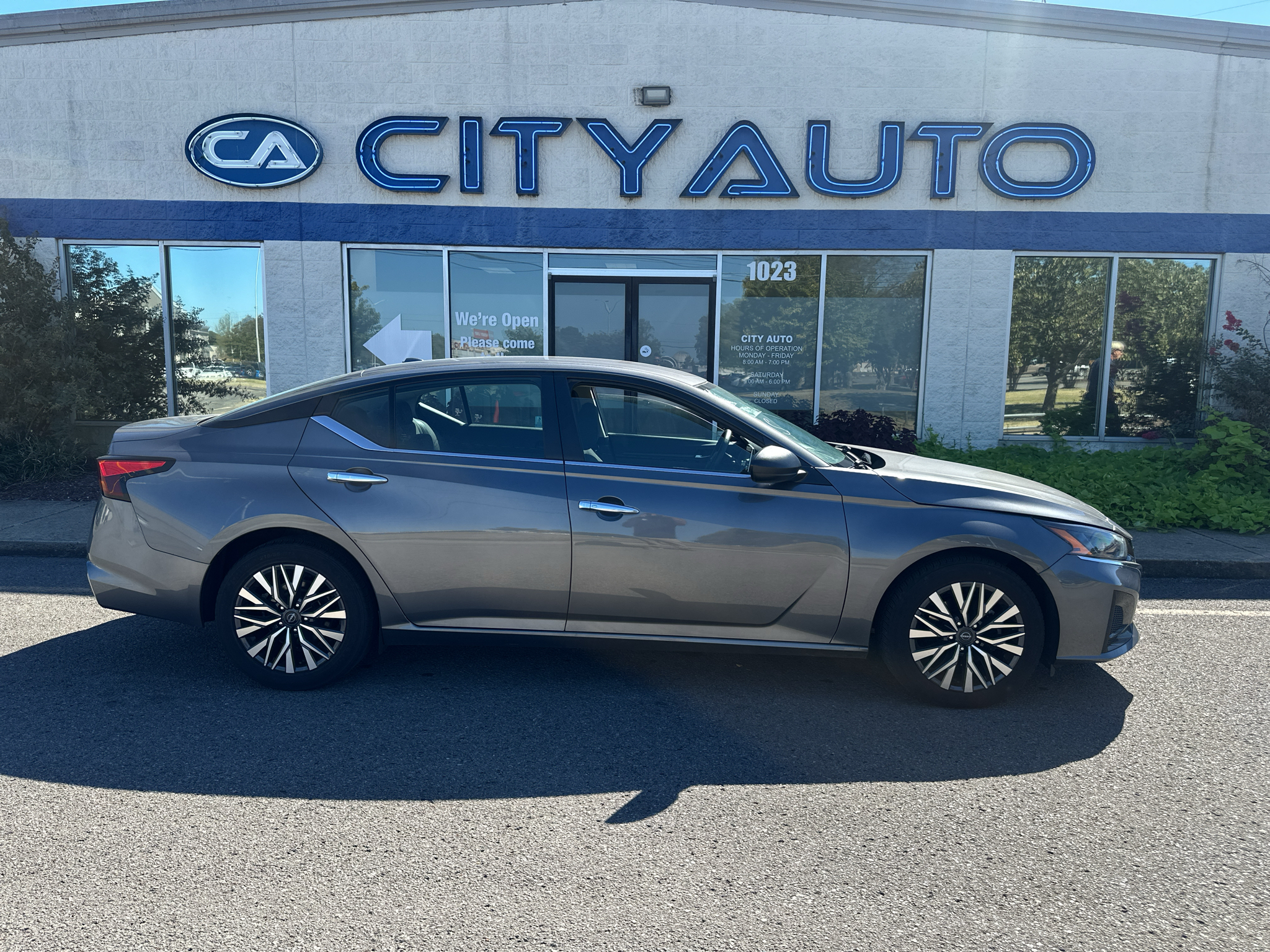 Used 2024 Nissan Altima Sedan