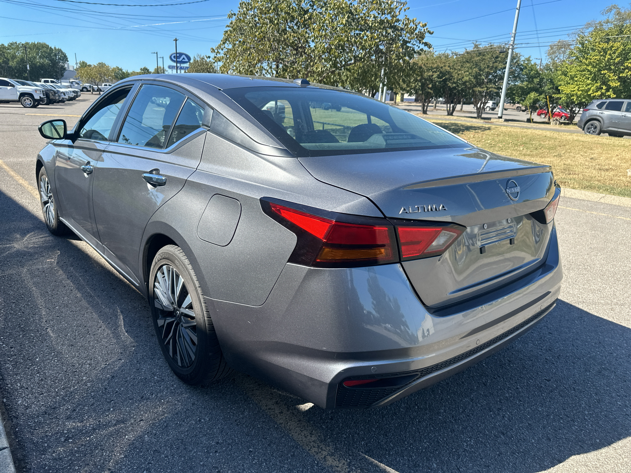 Used 2024 Nissan Altima Sedan