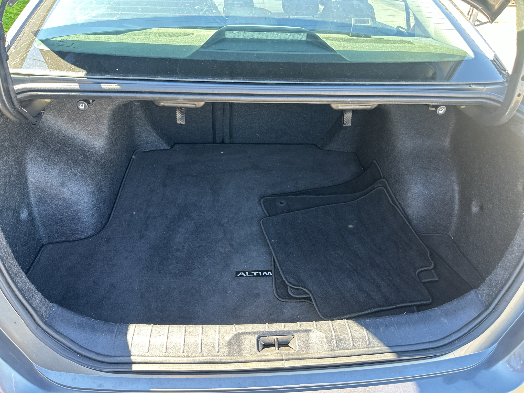 Used 2024 Nissan Altima Sedan
