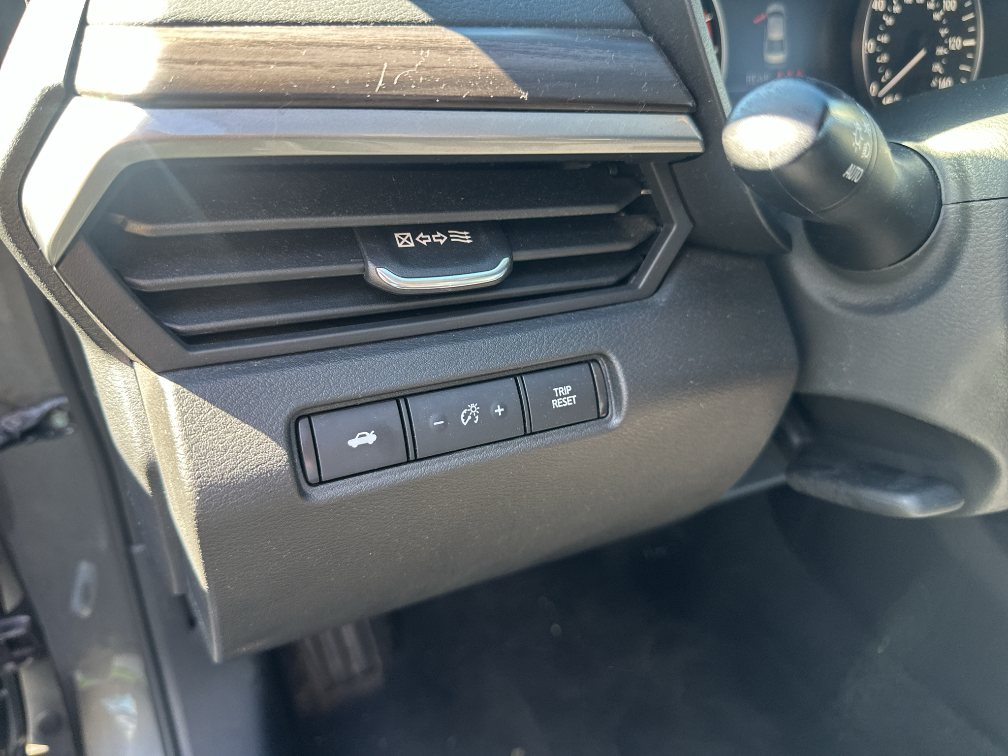 Used 2024 Nissan Altima Sedan