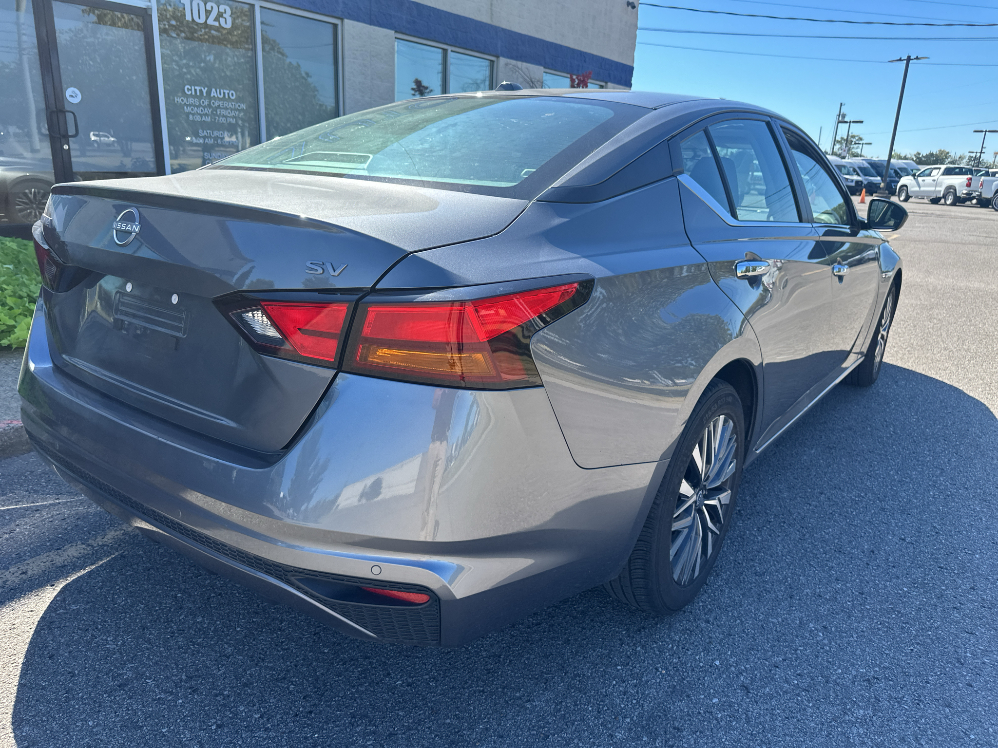 Used 2024 Nissan Altima Sedan