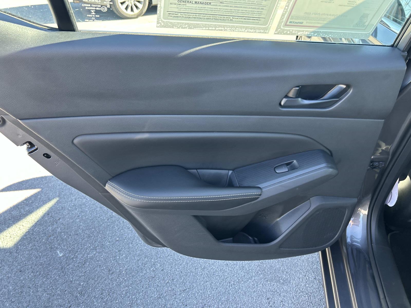 Used 2024 Nissan Altima Sedan