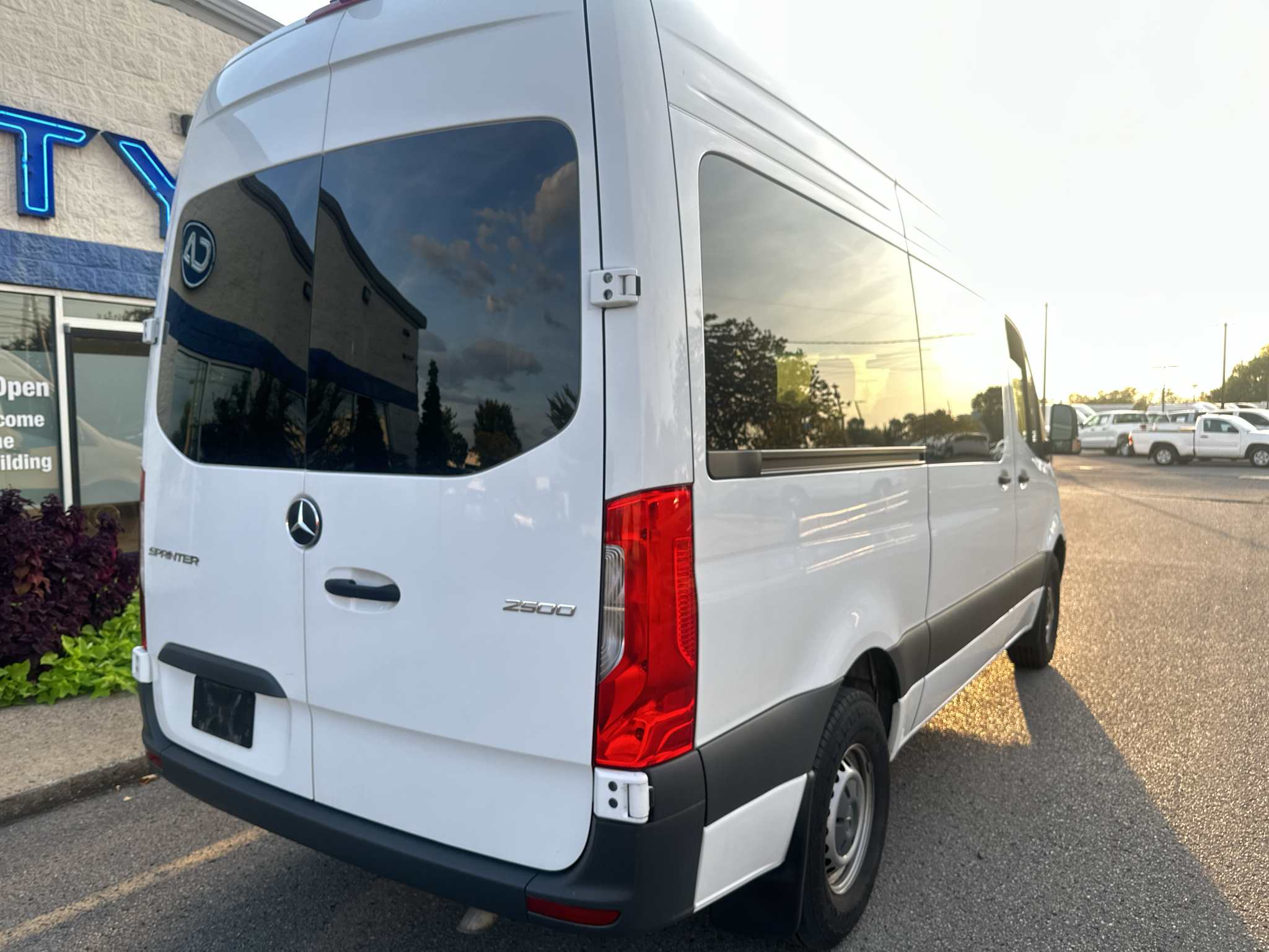 Used 2024 Mercedes-benz Sprinter 2500 Van
