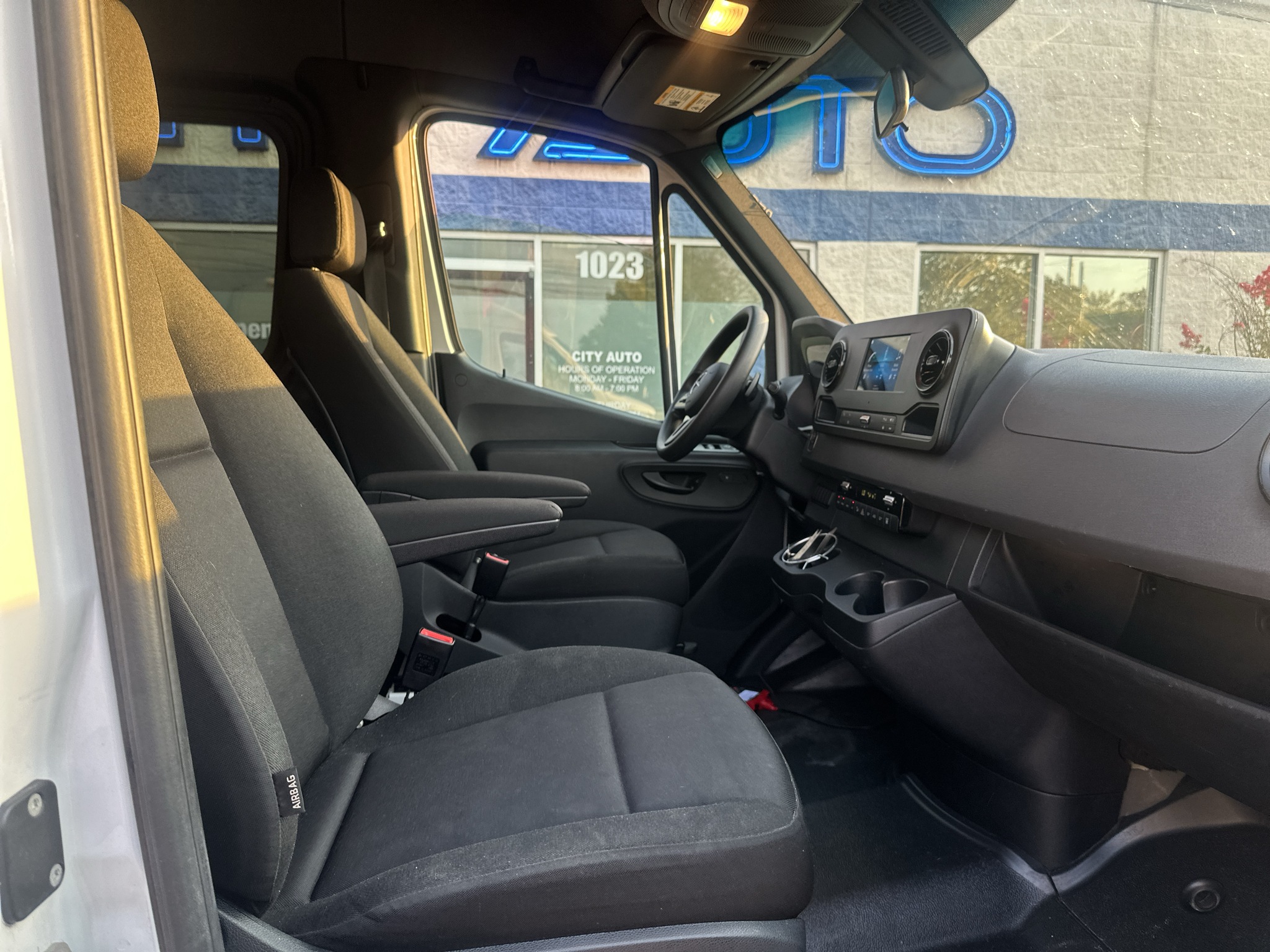 Used 2024 Mercedes-benz Sprinter 2500 Van