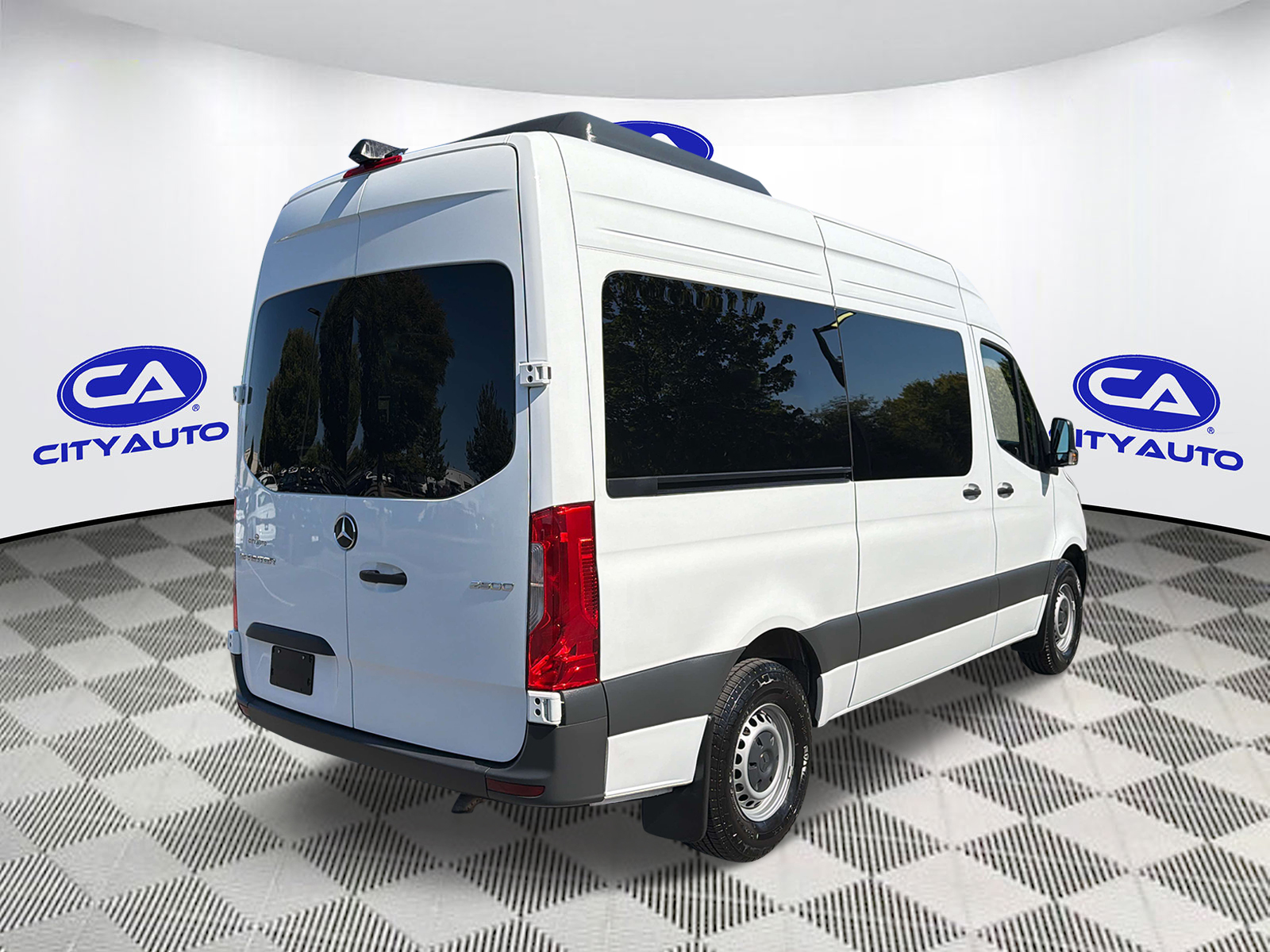 Used 2024 Mercedes-benz Sprinter 2500 Van