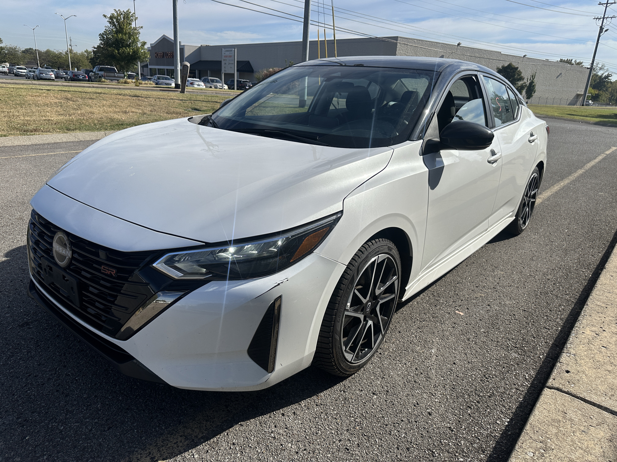 Vehicle photo 8