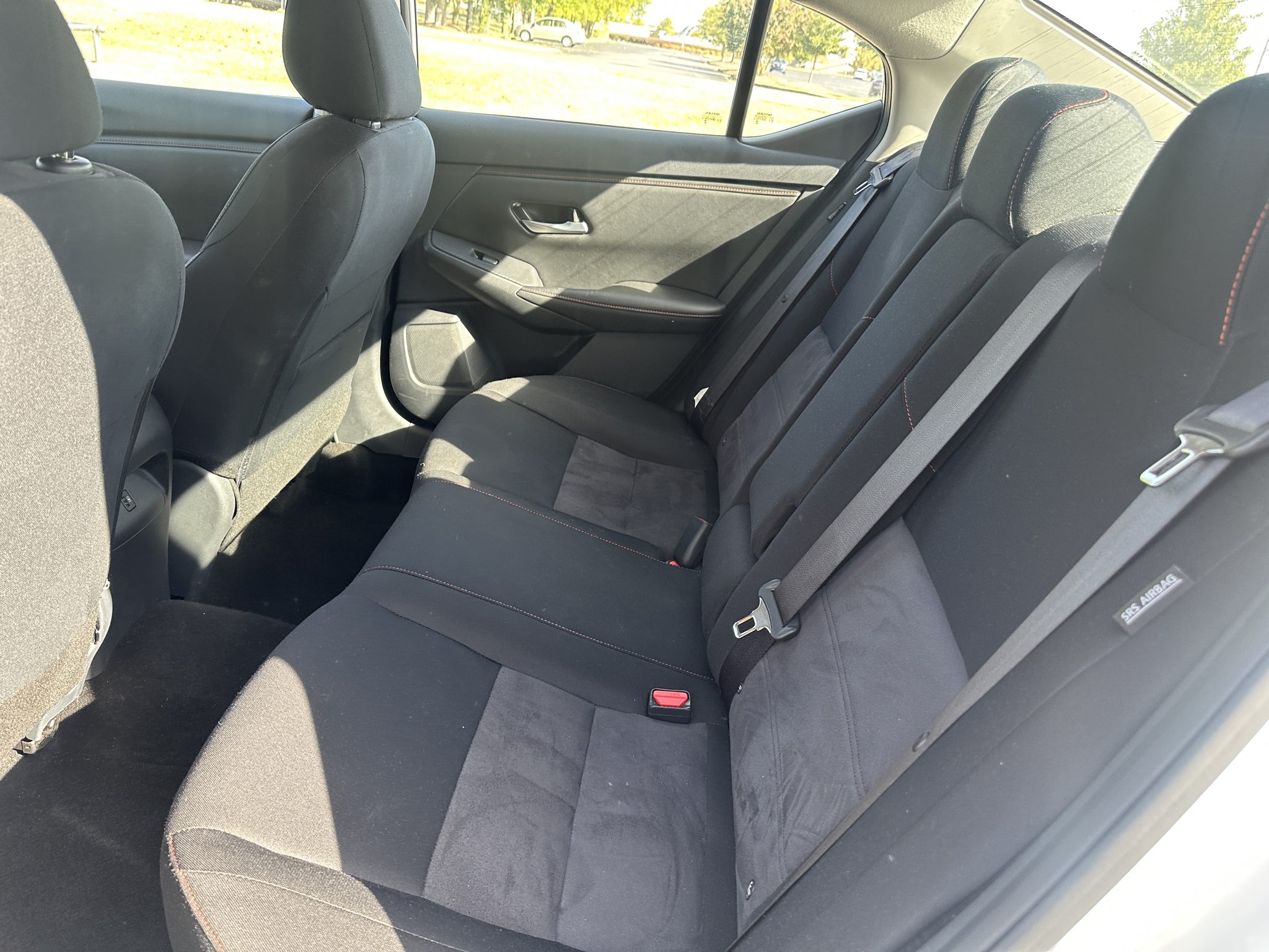 Vehicle photo 16