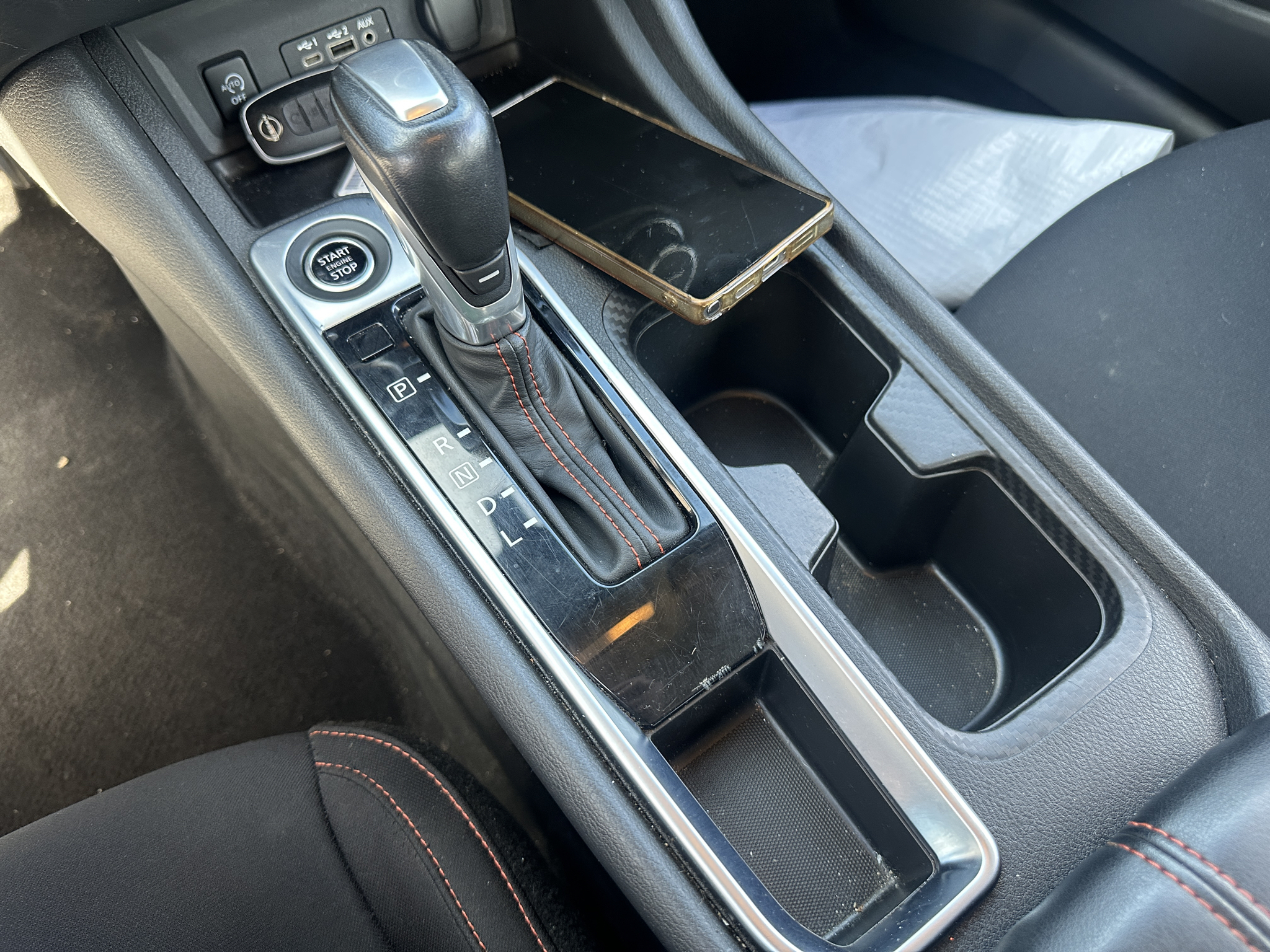 Vehicle photo 29