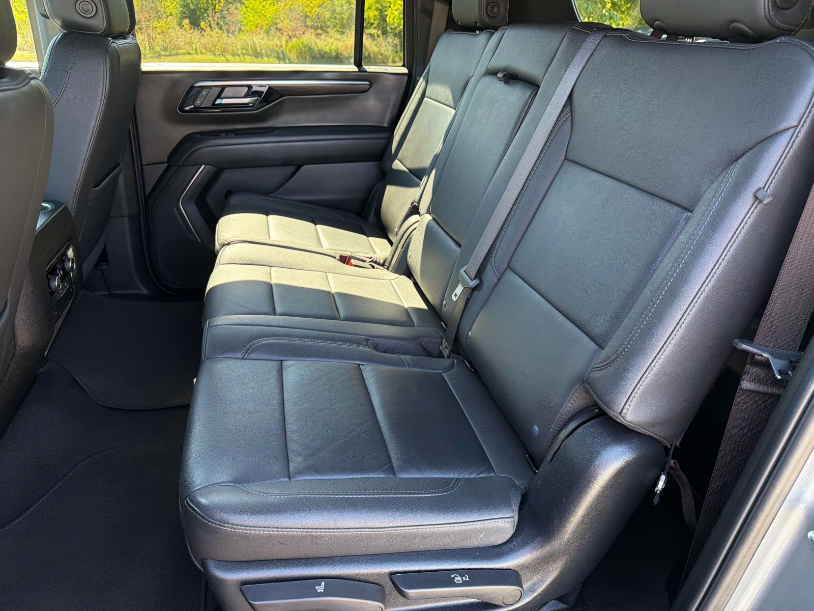 Used 2025 Chevrolet Suburban SUV