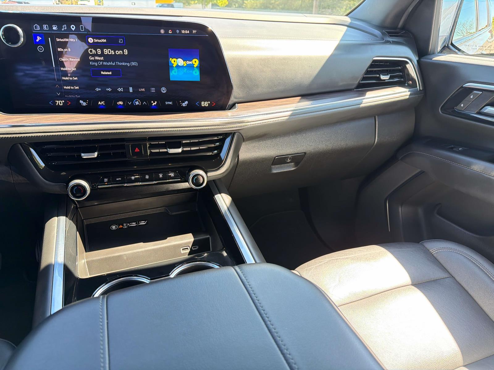 Used 2025 Chevrolet Suburban SUV